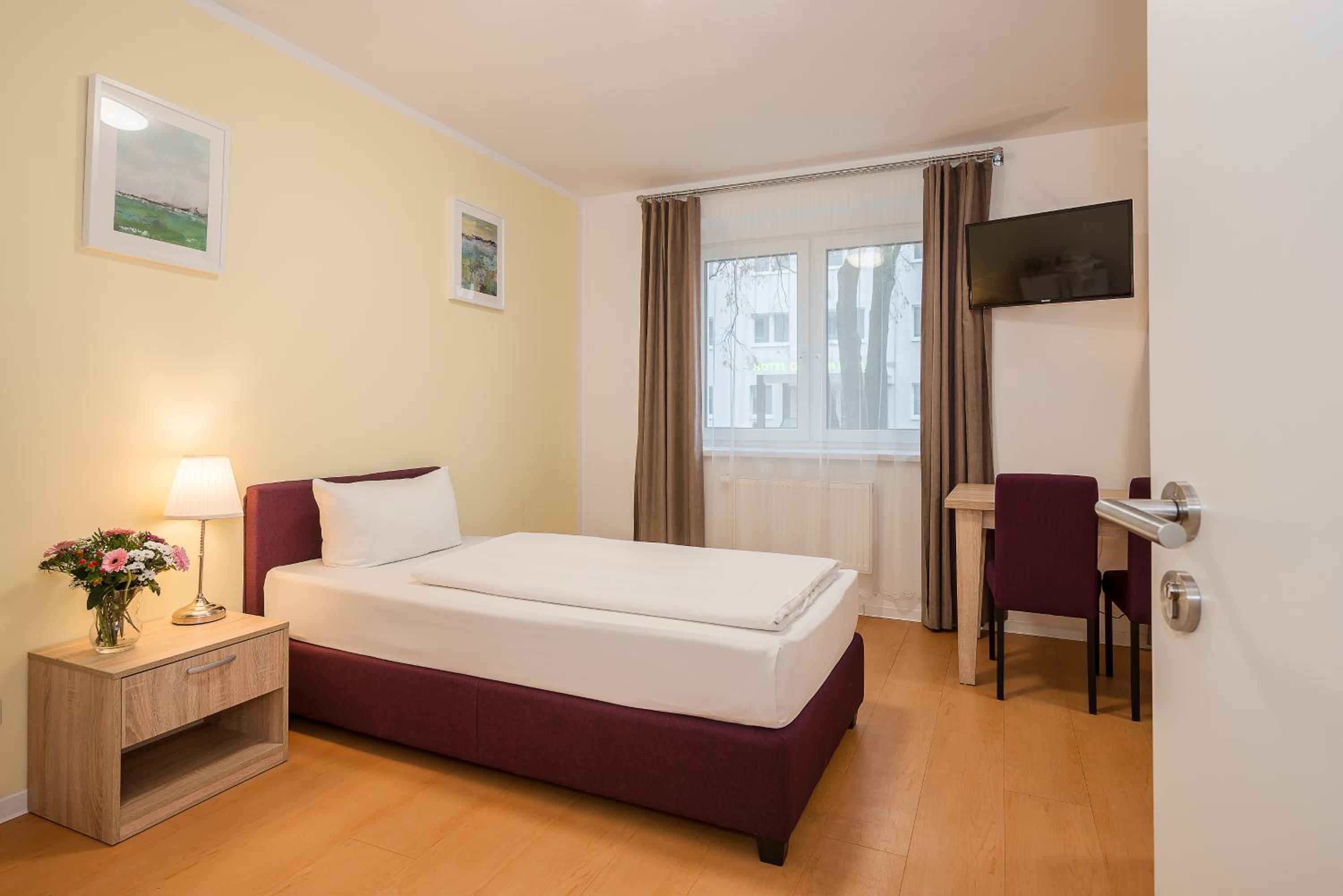 Einzelzimmer comfort photo 1