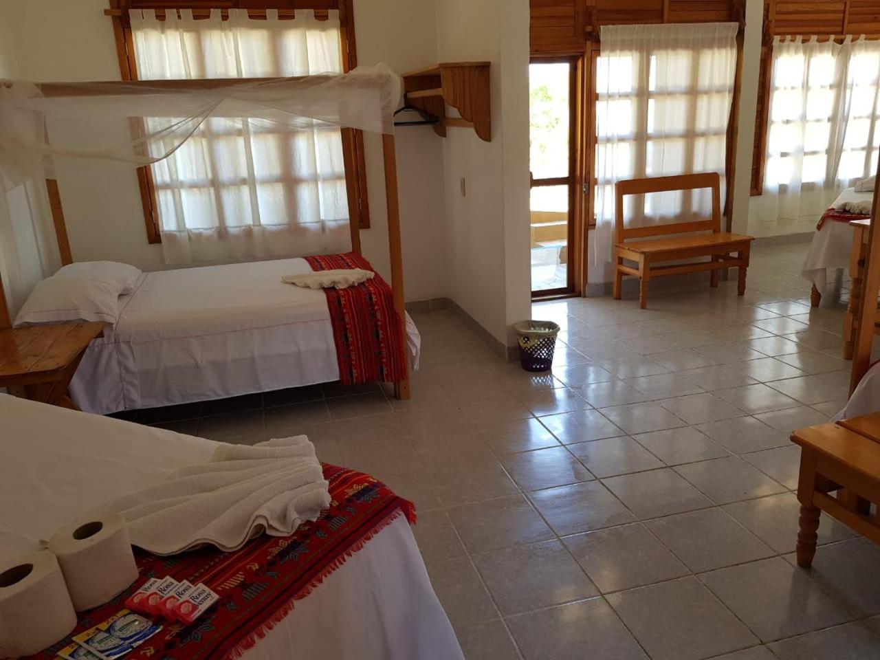 Family Room with Sea View - Photo 1