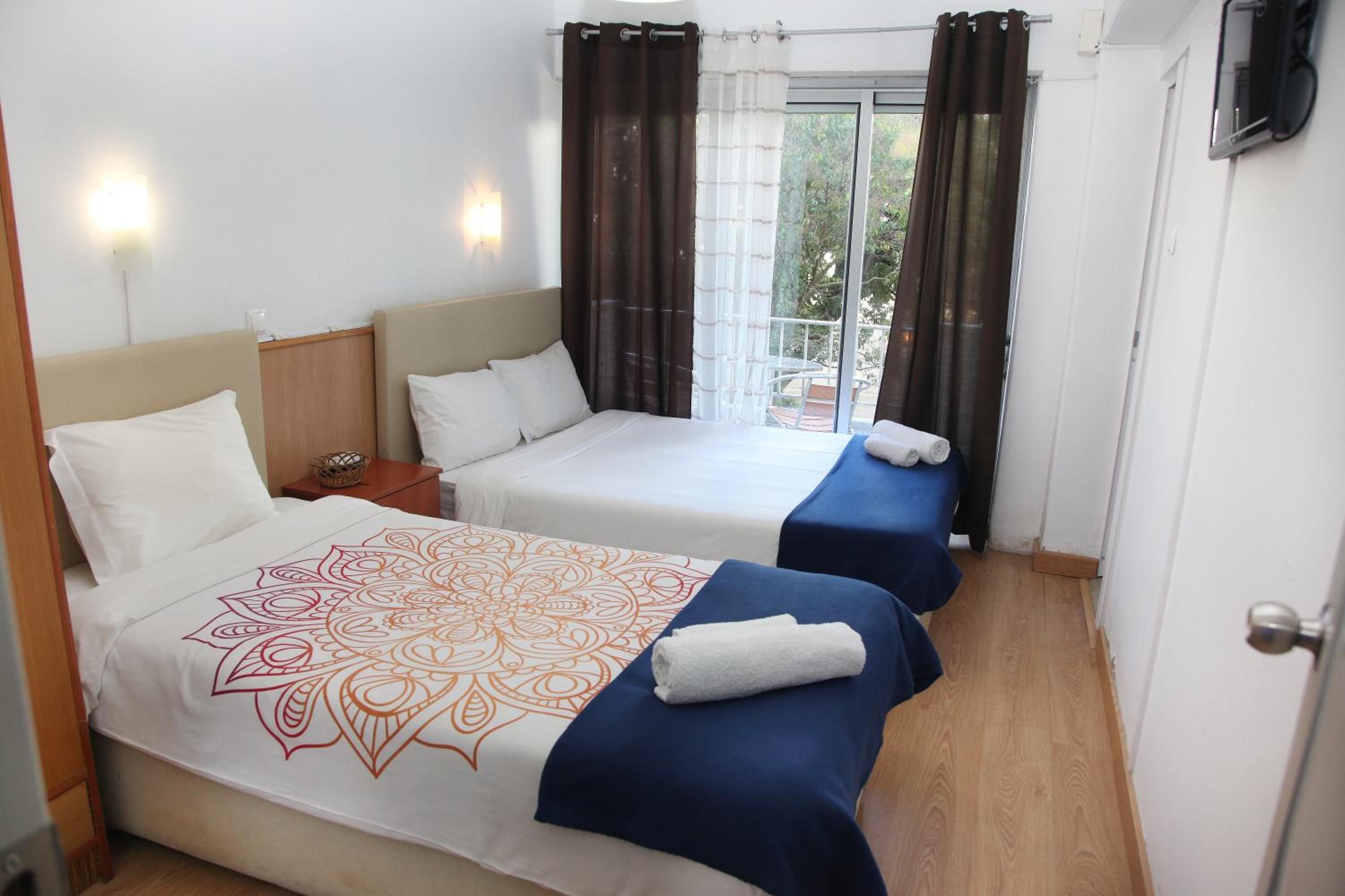 Triple Room - Photo 25