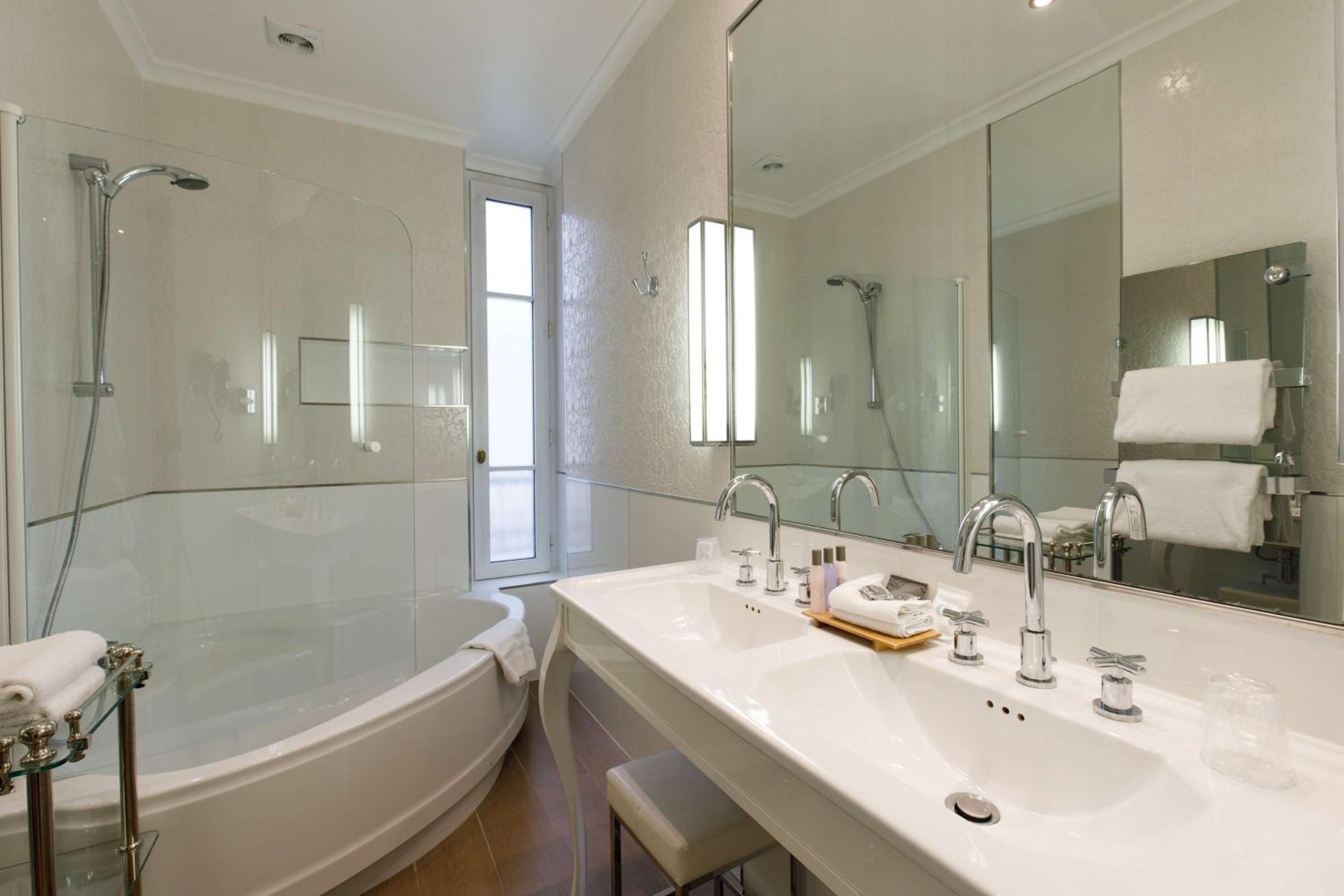 Suite Lit King-Size - Coin Salon