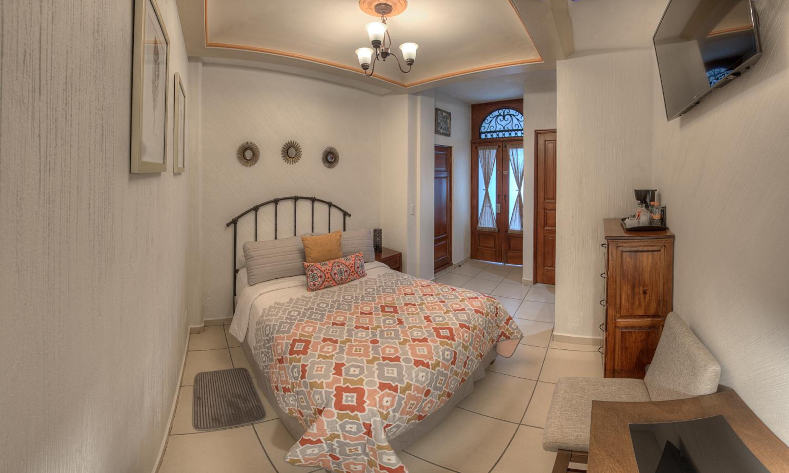 Small Double Room photo 1