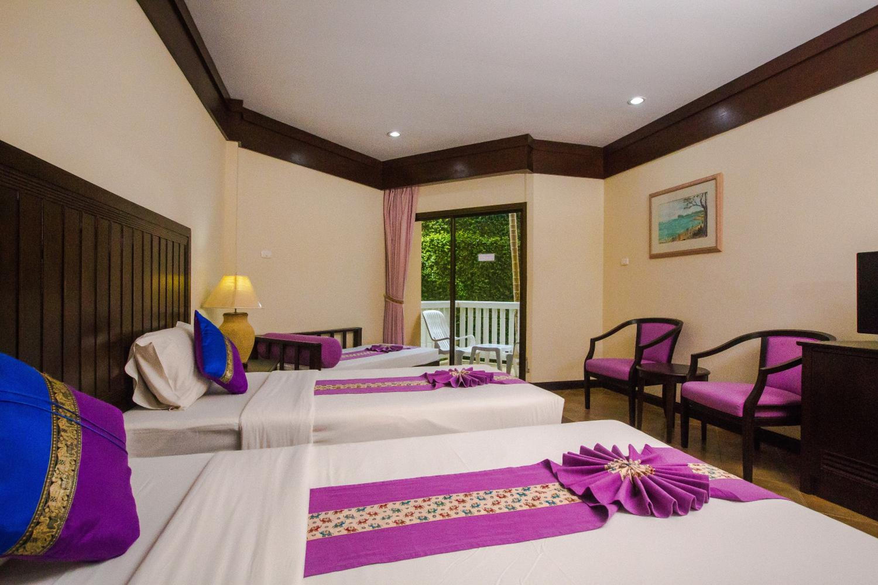 Superior Double or Twin Room - Photo 9