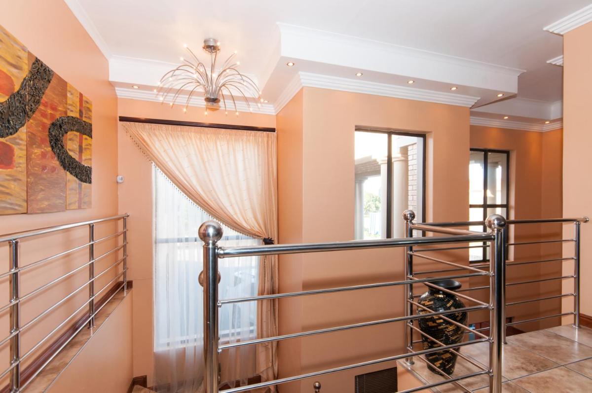Family Suite photo 3