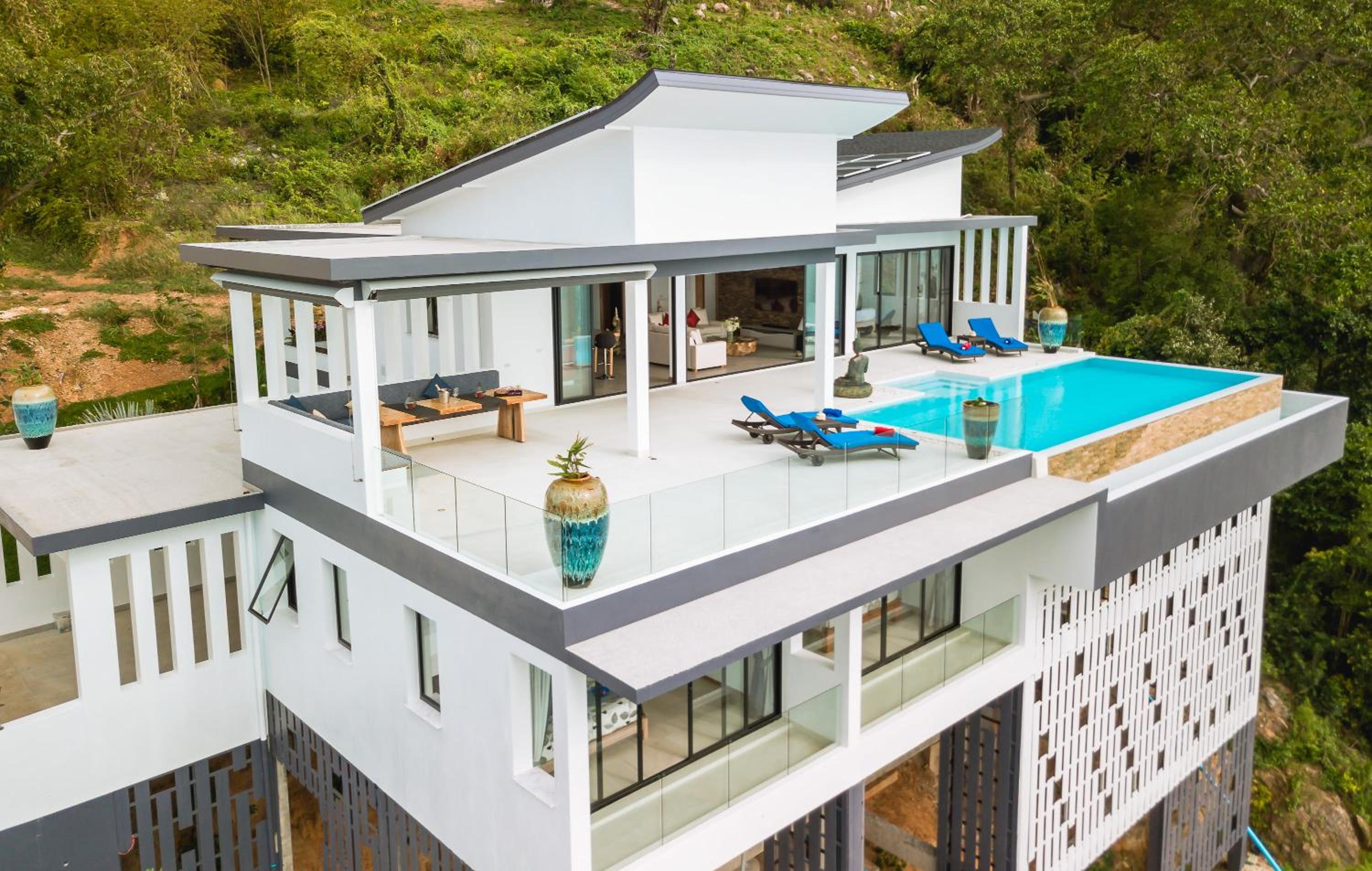 Villa - Beach Front photo 3