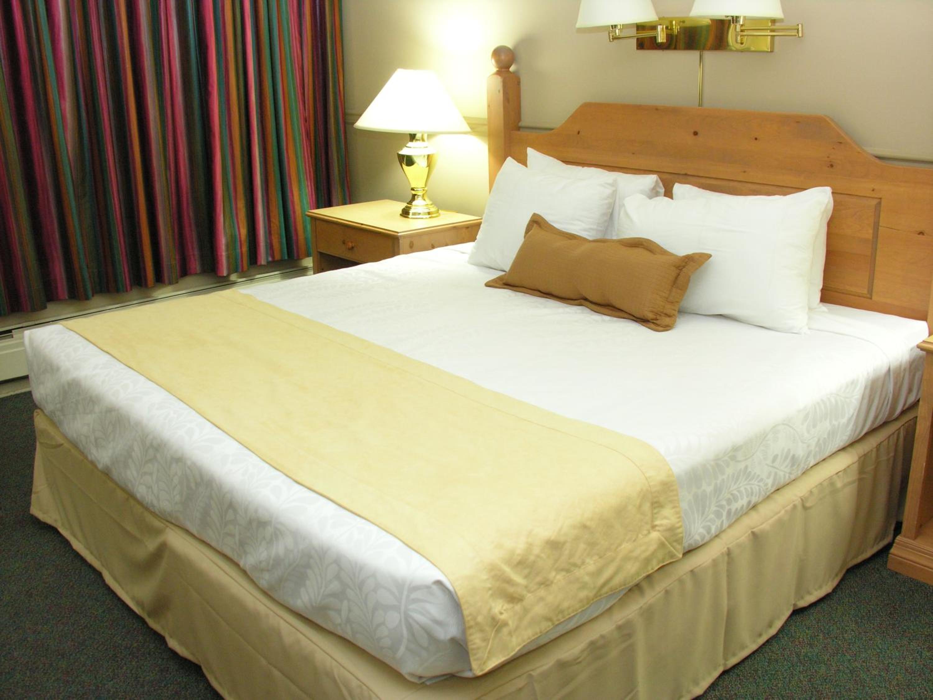 Standard King Room - Non Smoking - Photo 1