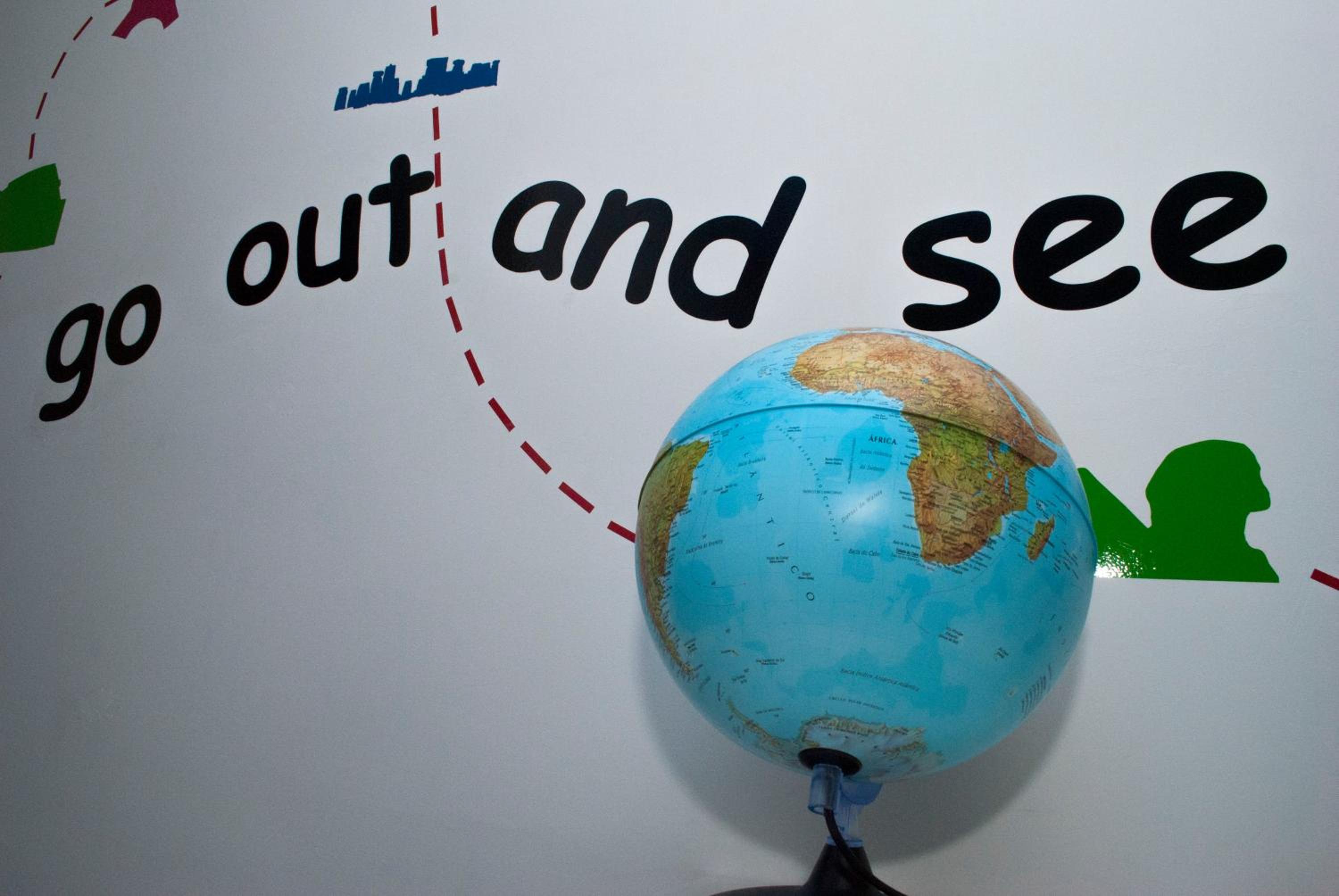 Themed Twin Room - Around the World - Photo 4