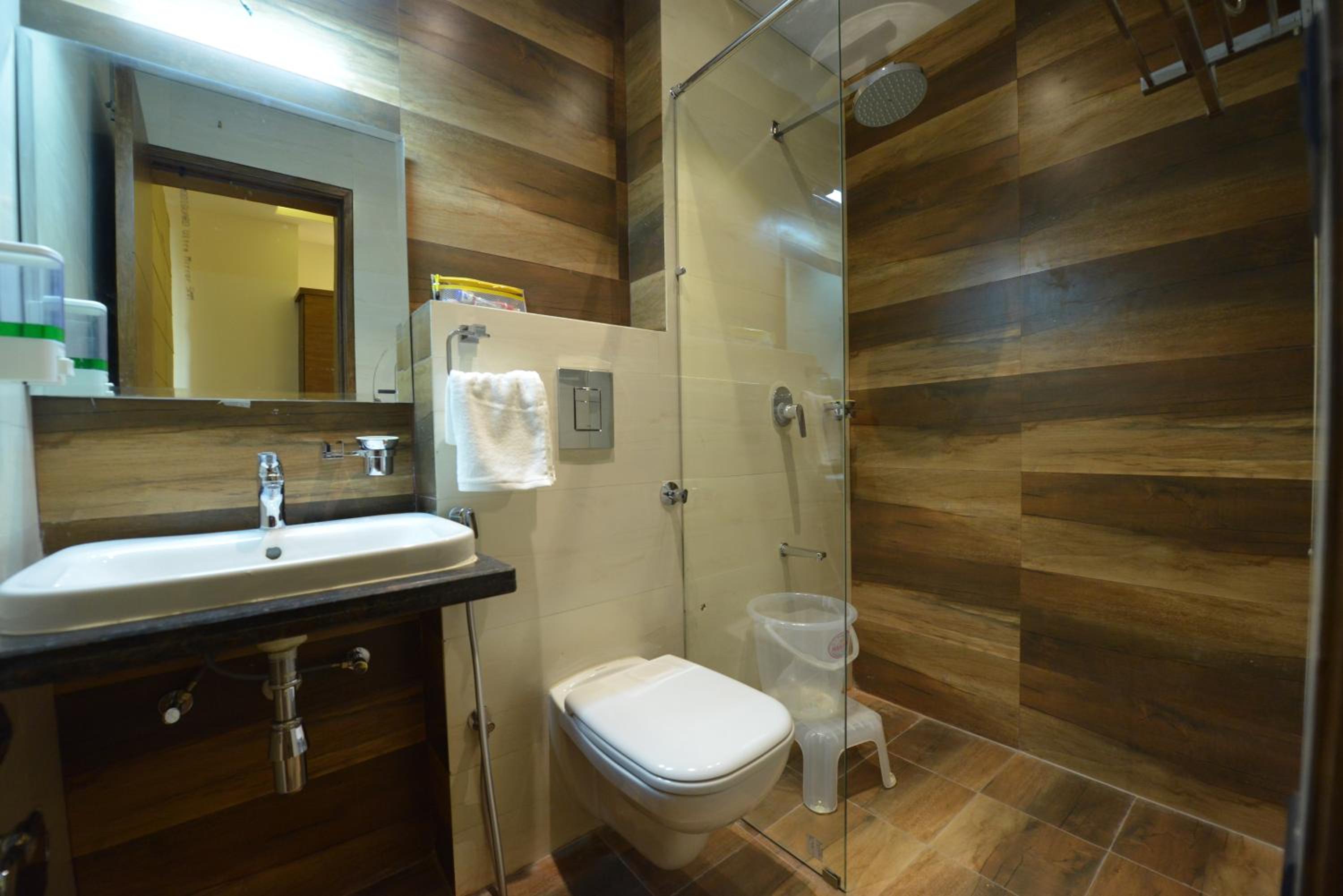 Deluxe Room - Photo 7