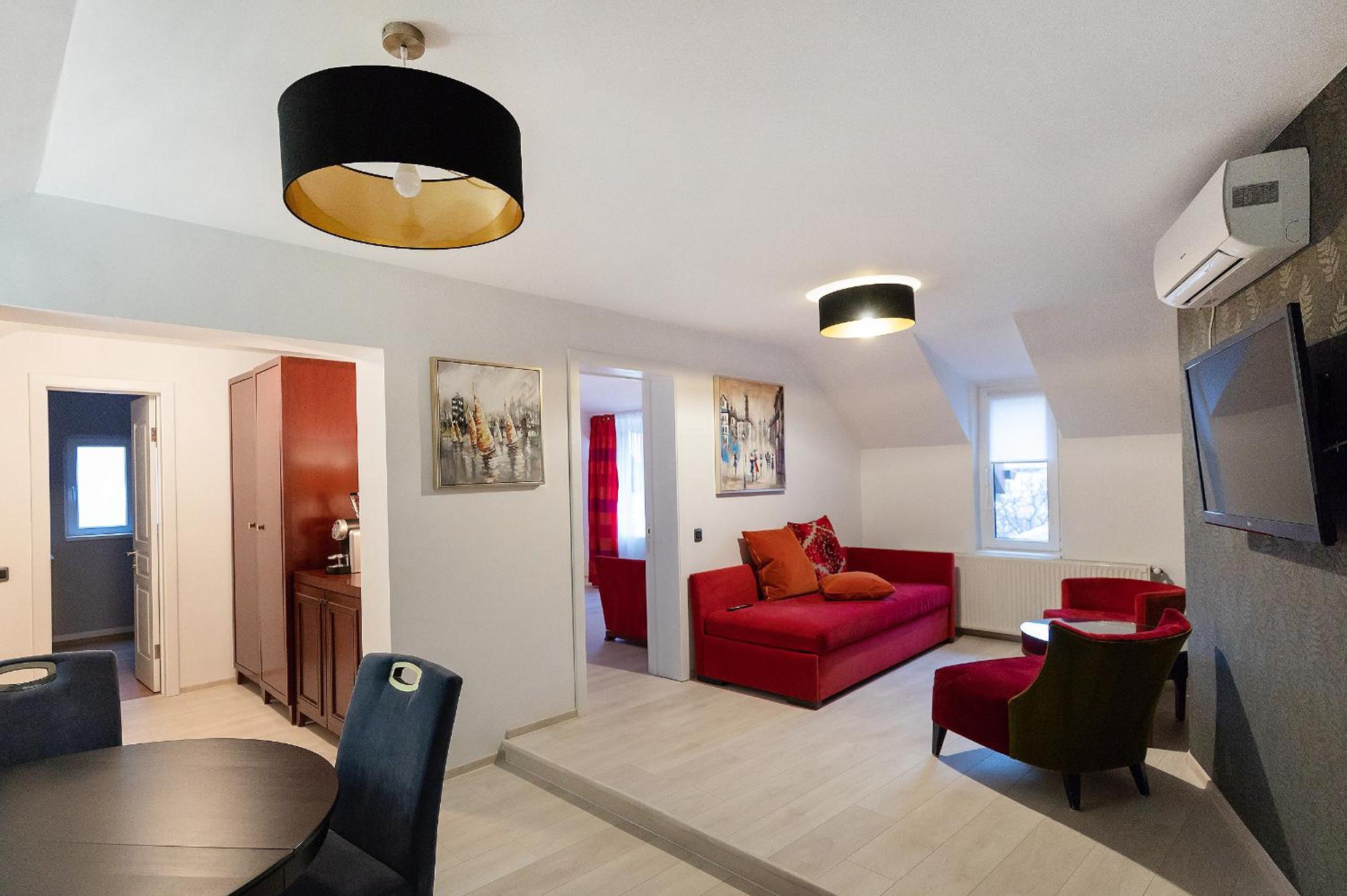 Deluxe Apartment - Photo 2