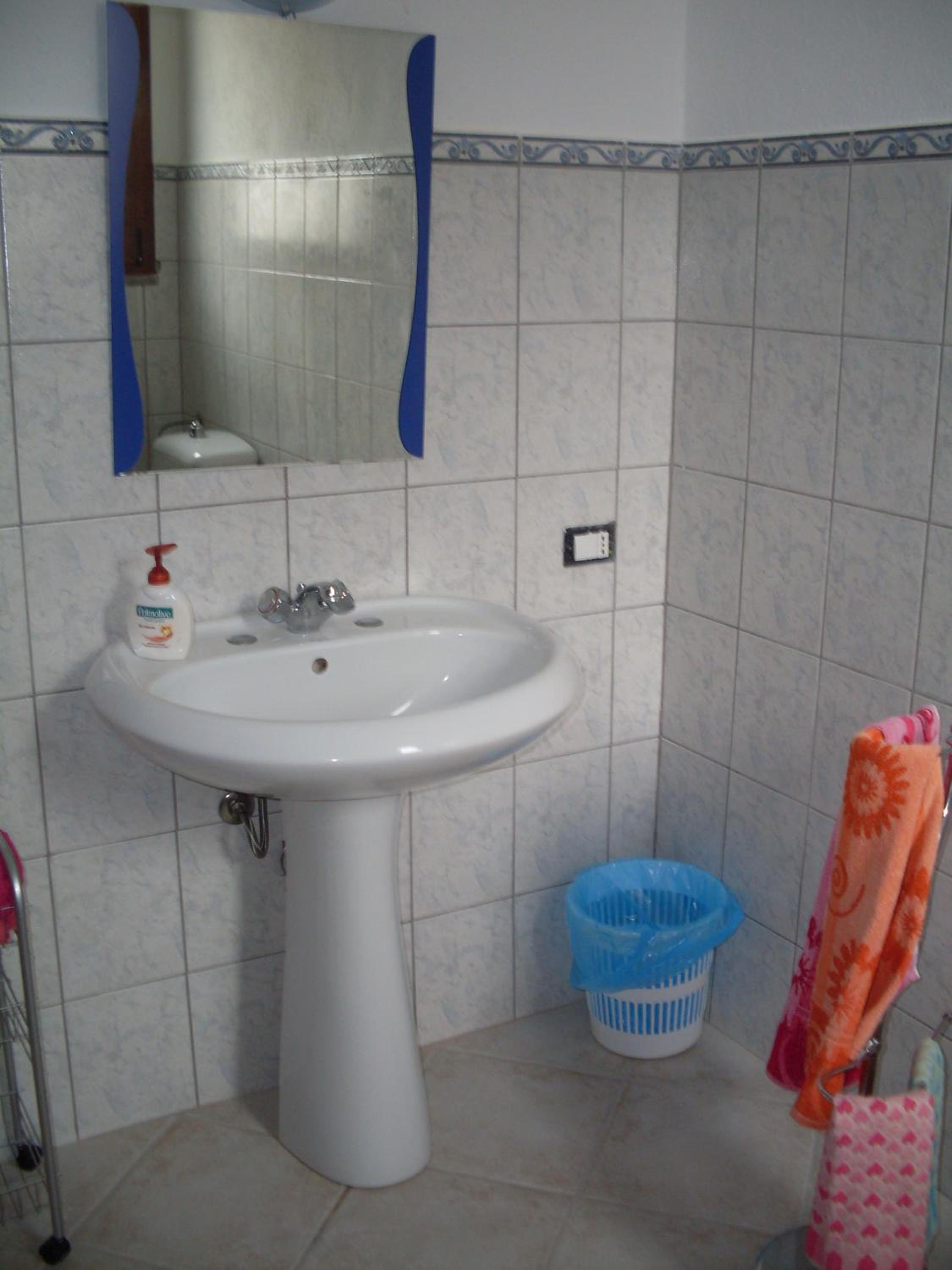 Double or Twin Room - Photo 3