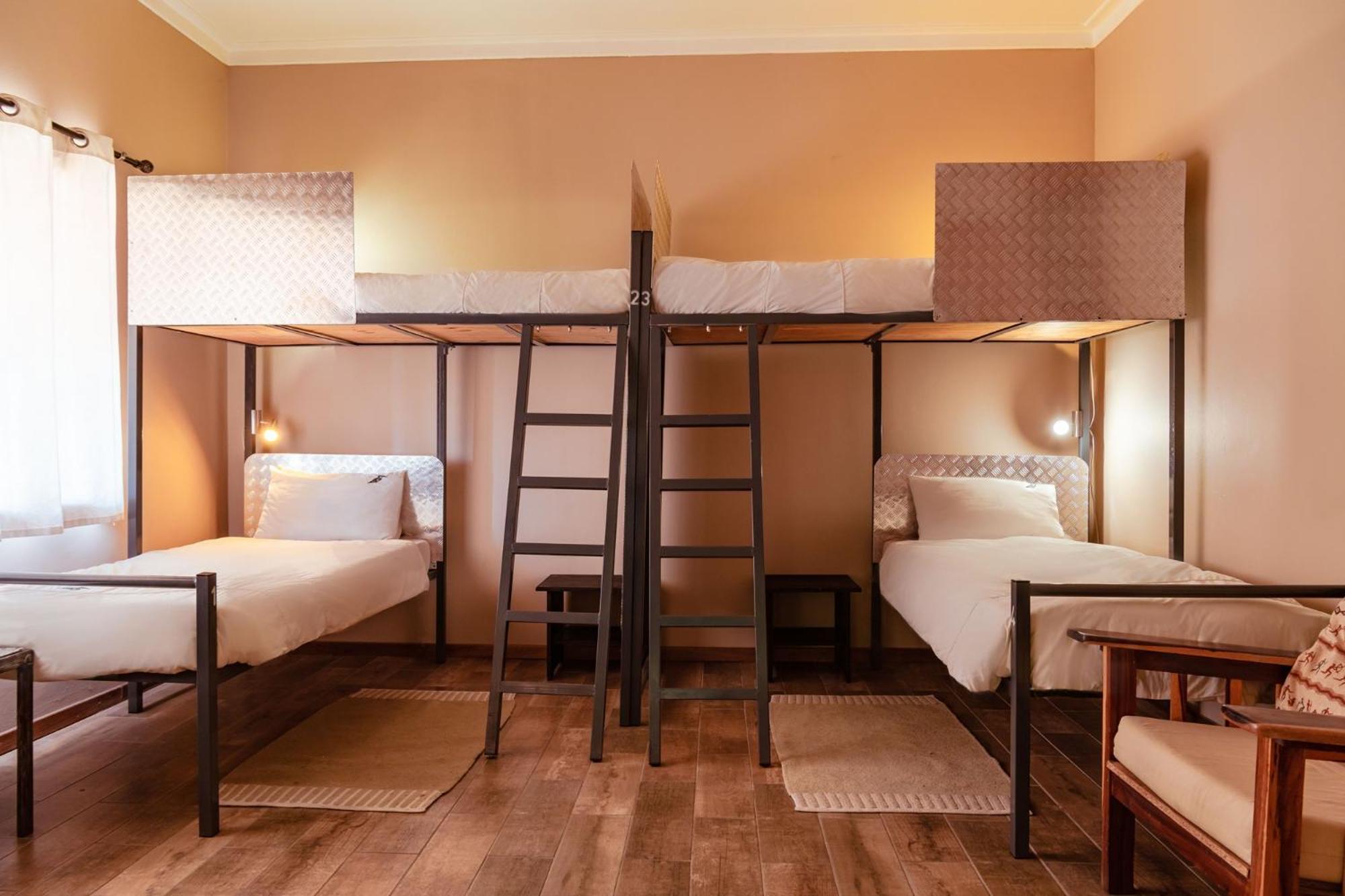 Bed in 4-Bed Mixed Dormitory Room photo 1