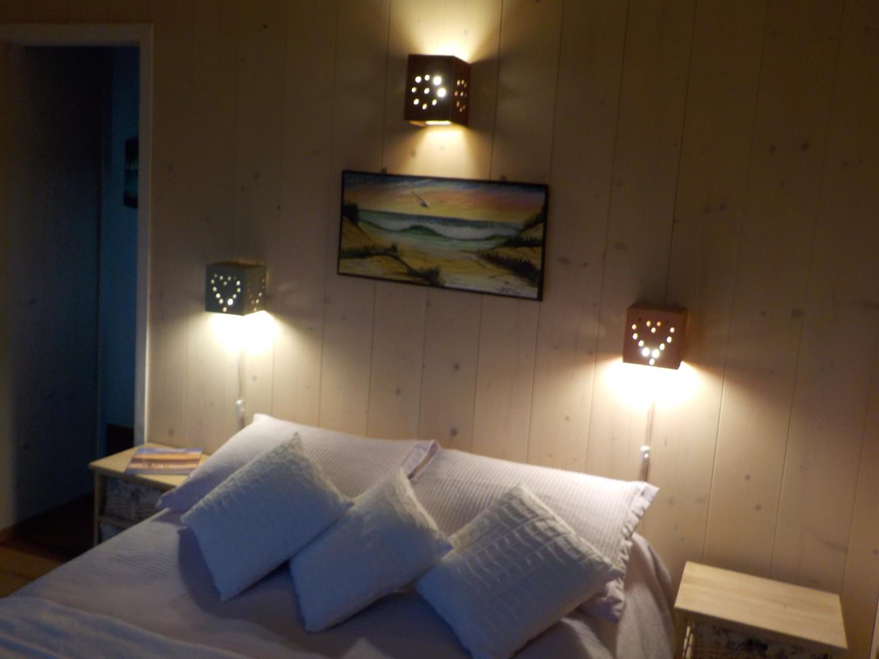 One-Bedroom House photo 1