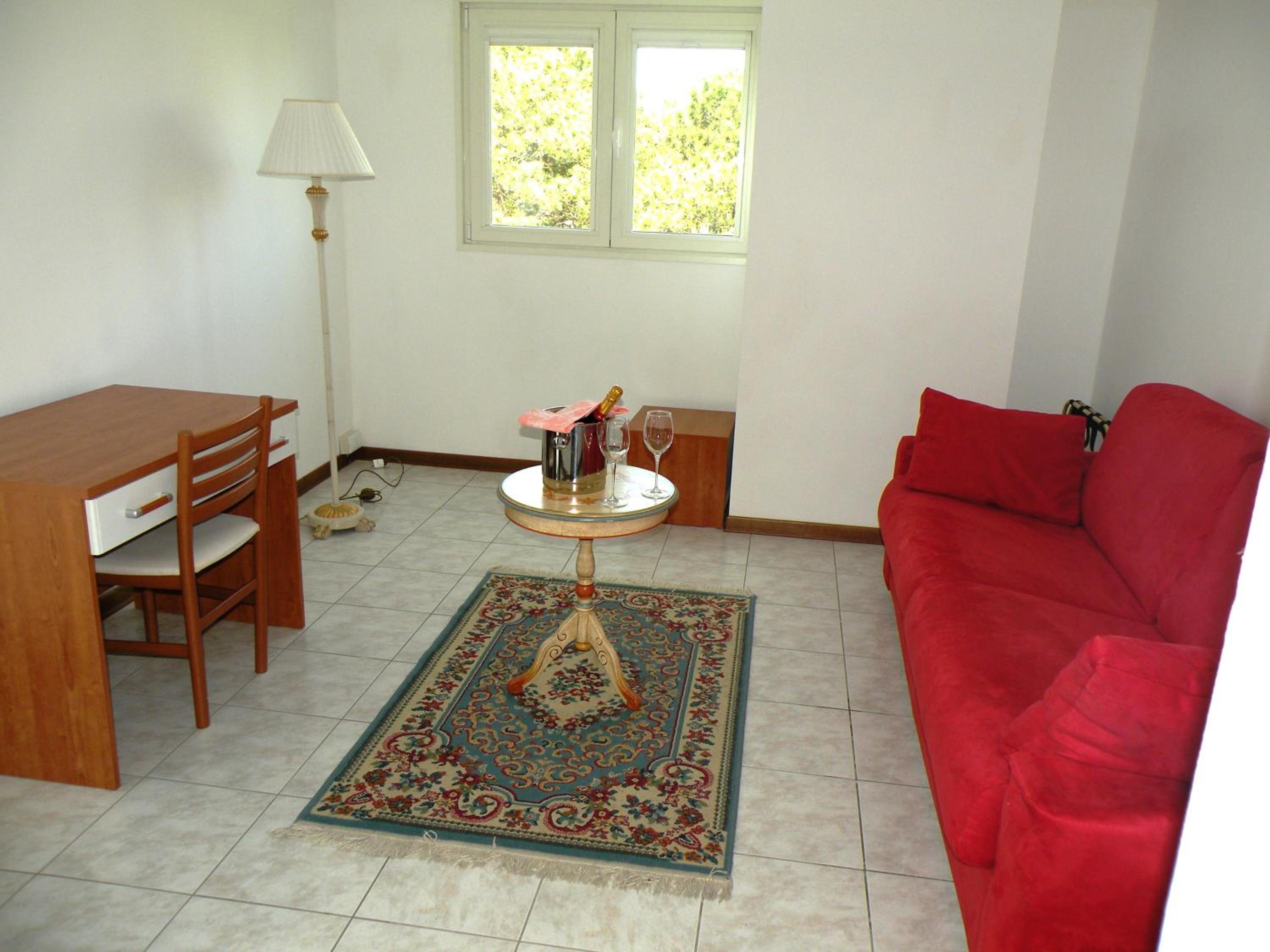 Triple Room  with Terrace - Photo 8