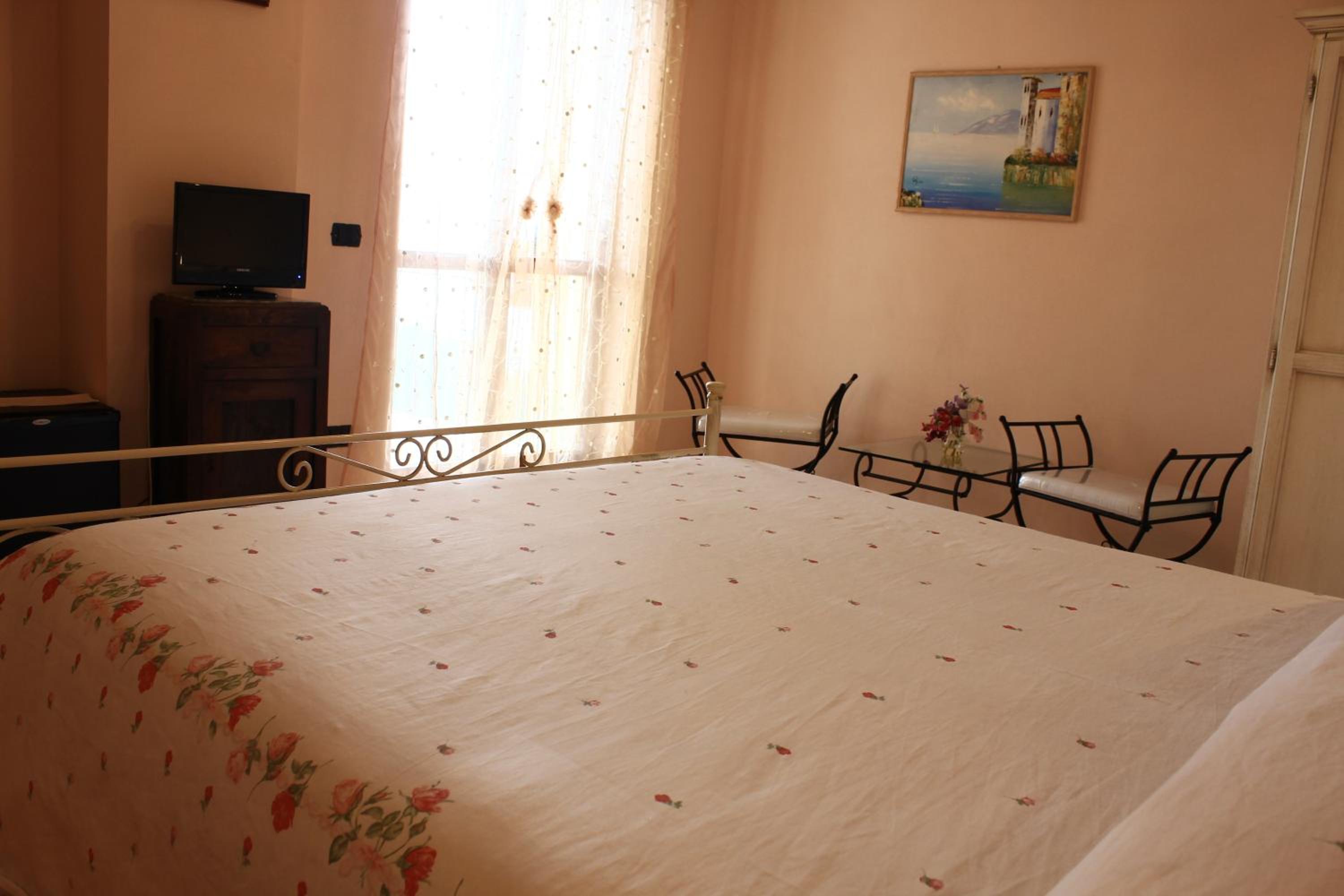 Double Room with Panoramic View - Photo 5