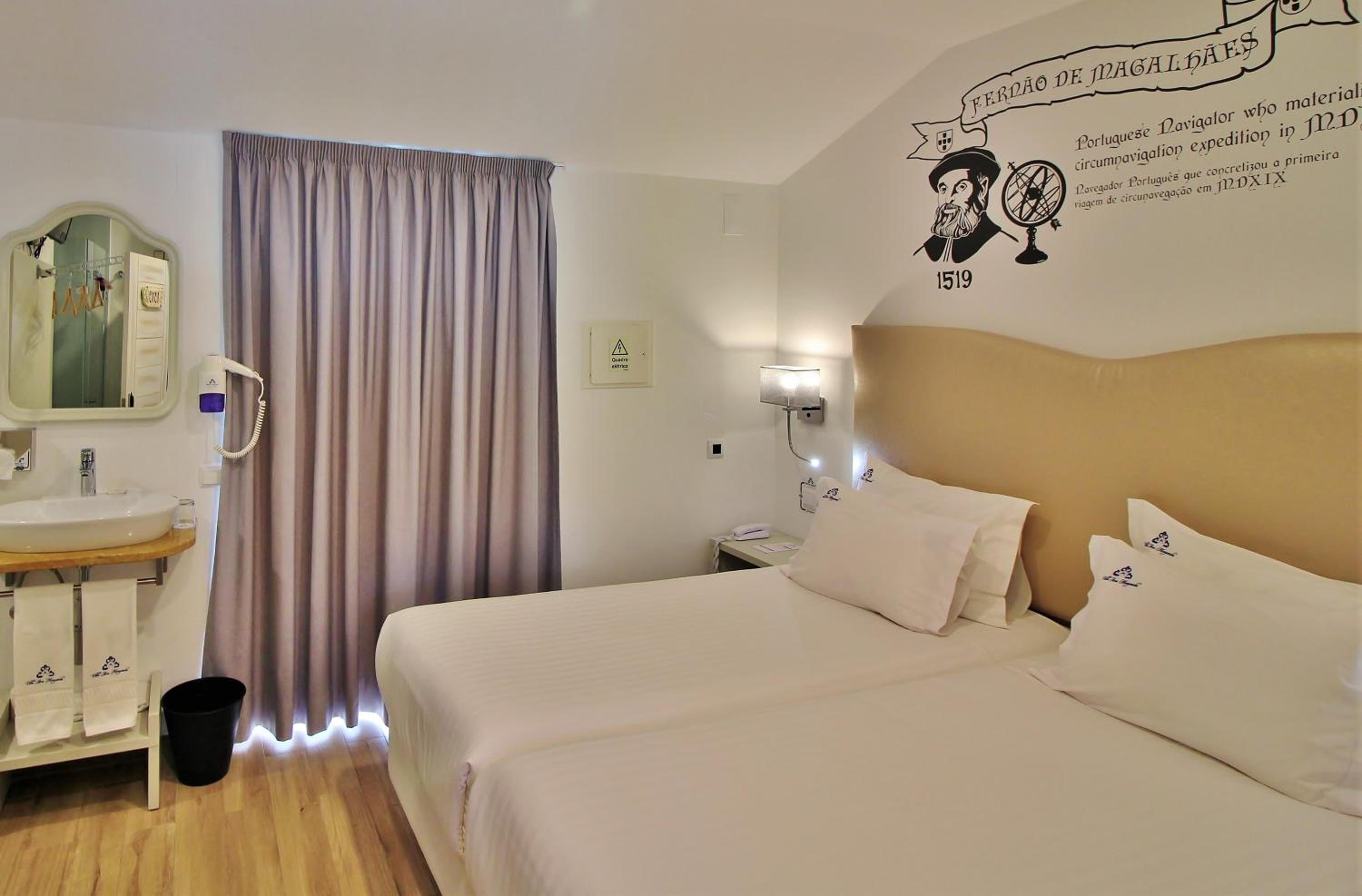 Twin Room with Balcony