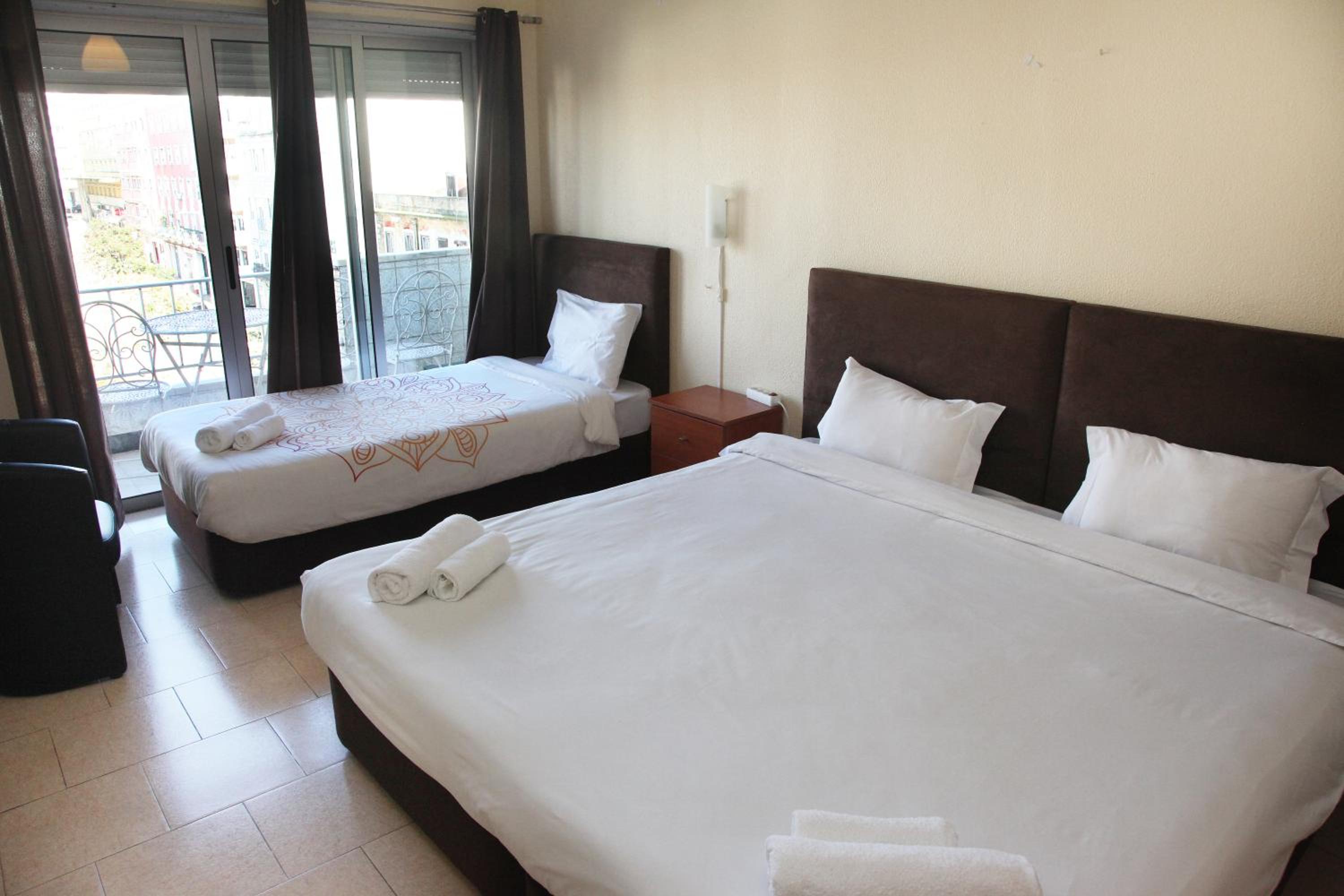 Triple Room - Photo 16