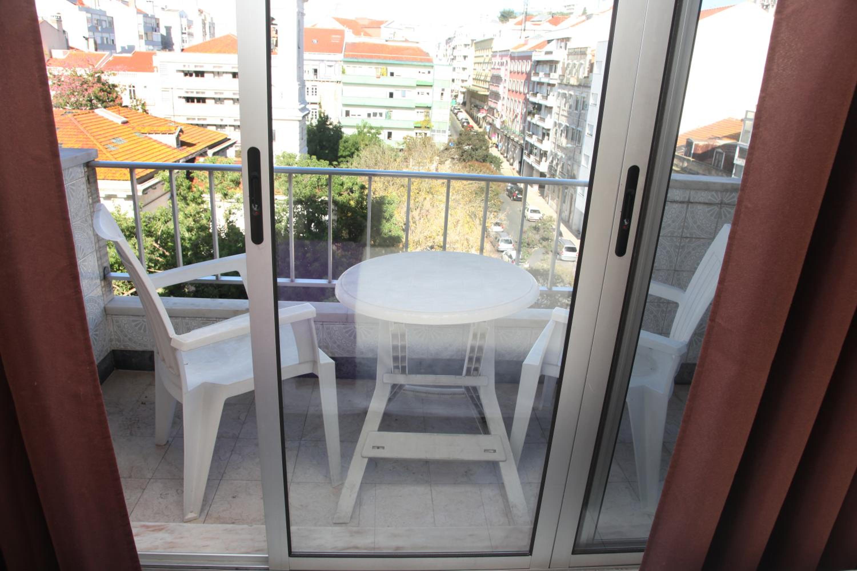 Triple Room - Photo 12