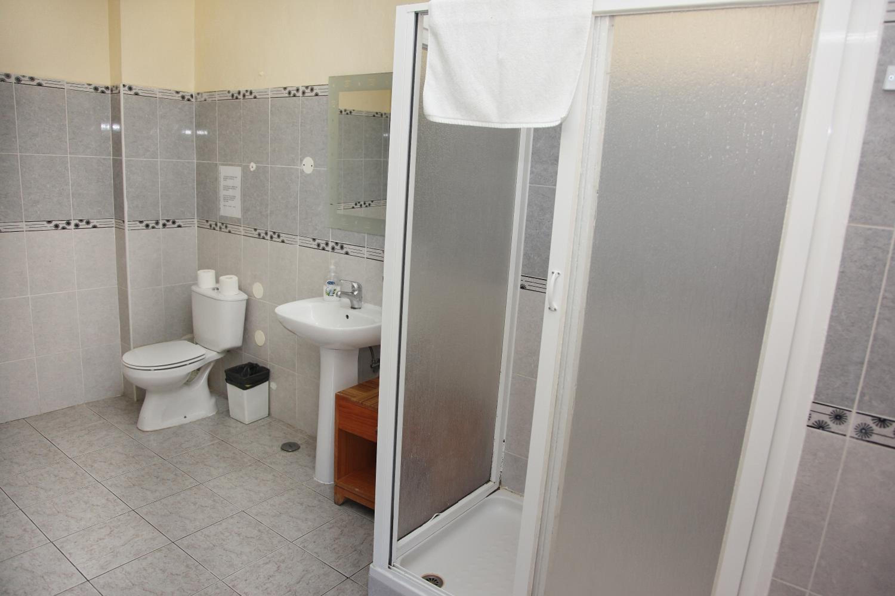 Triple Room - Photo 11