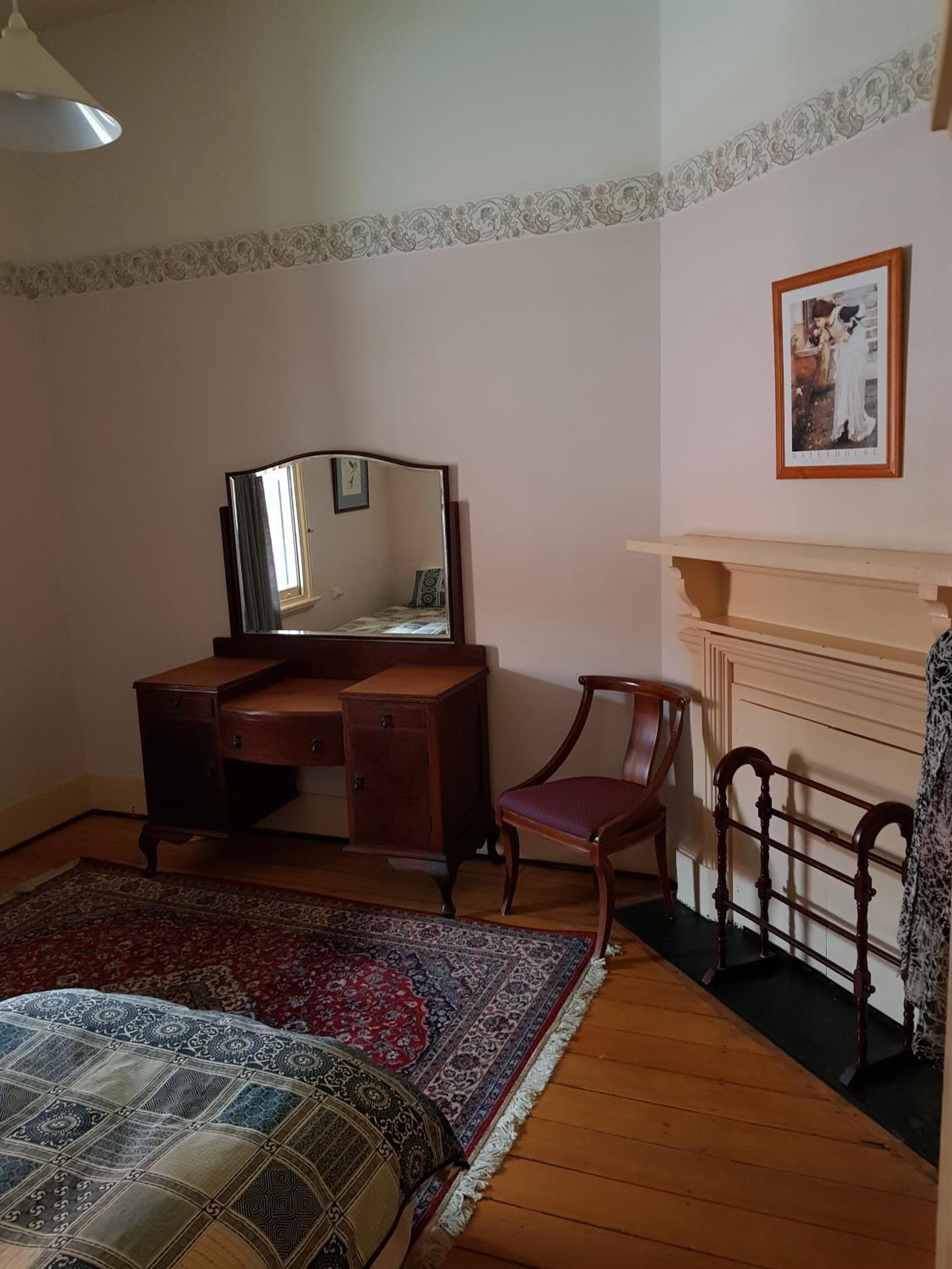 Single Room with Shared Bathroom photo 1