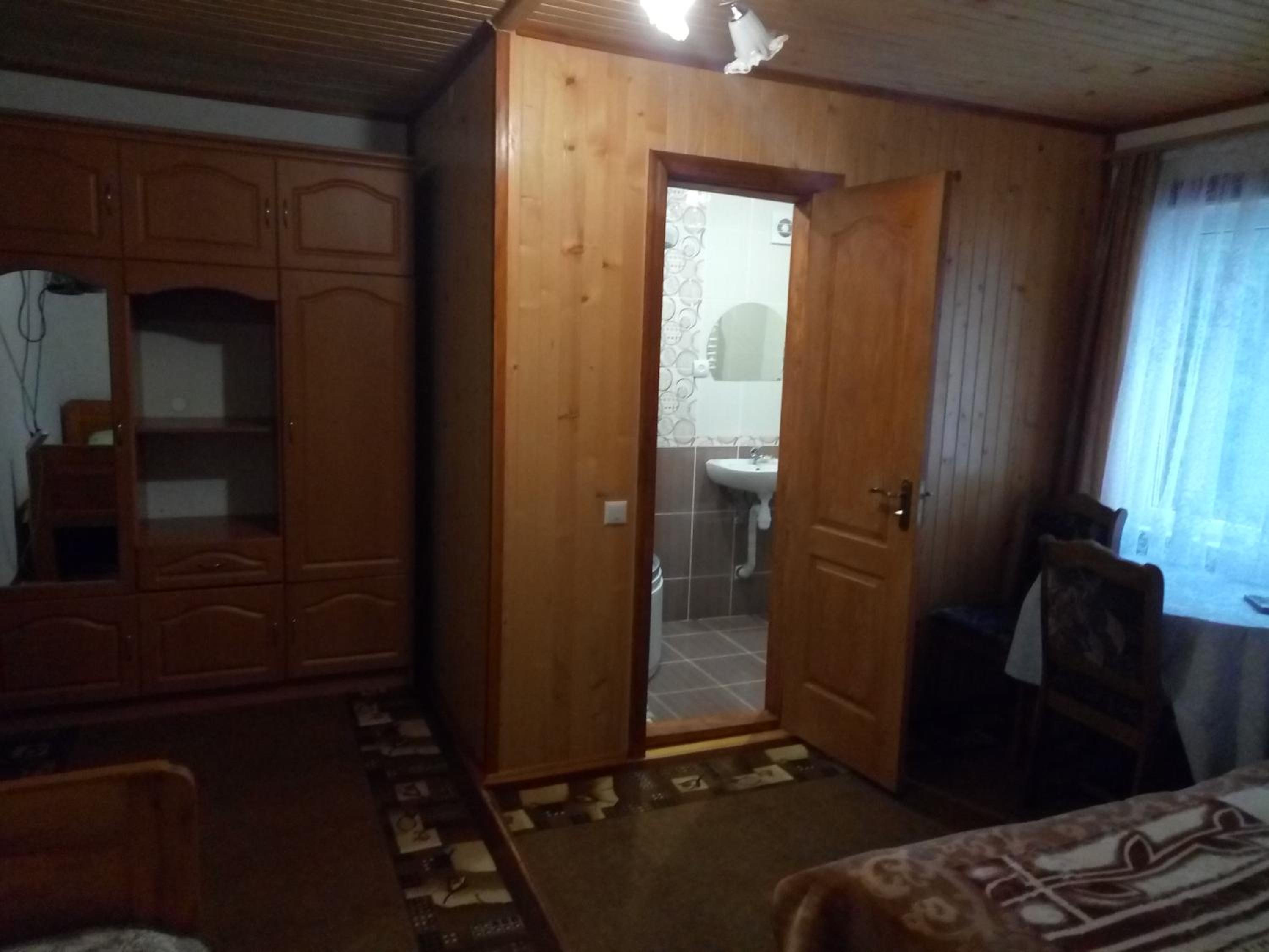 Double Room with Private Bathroom photo 3