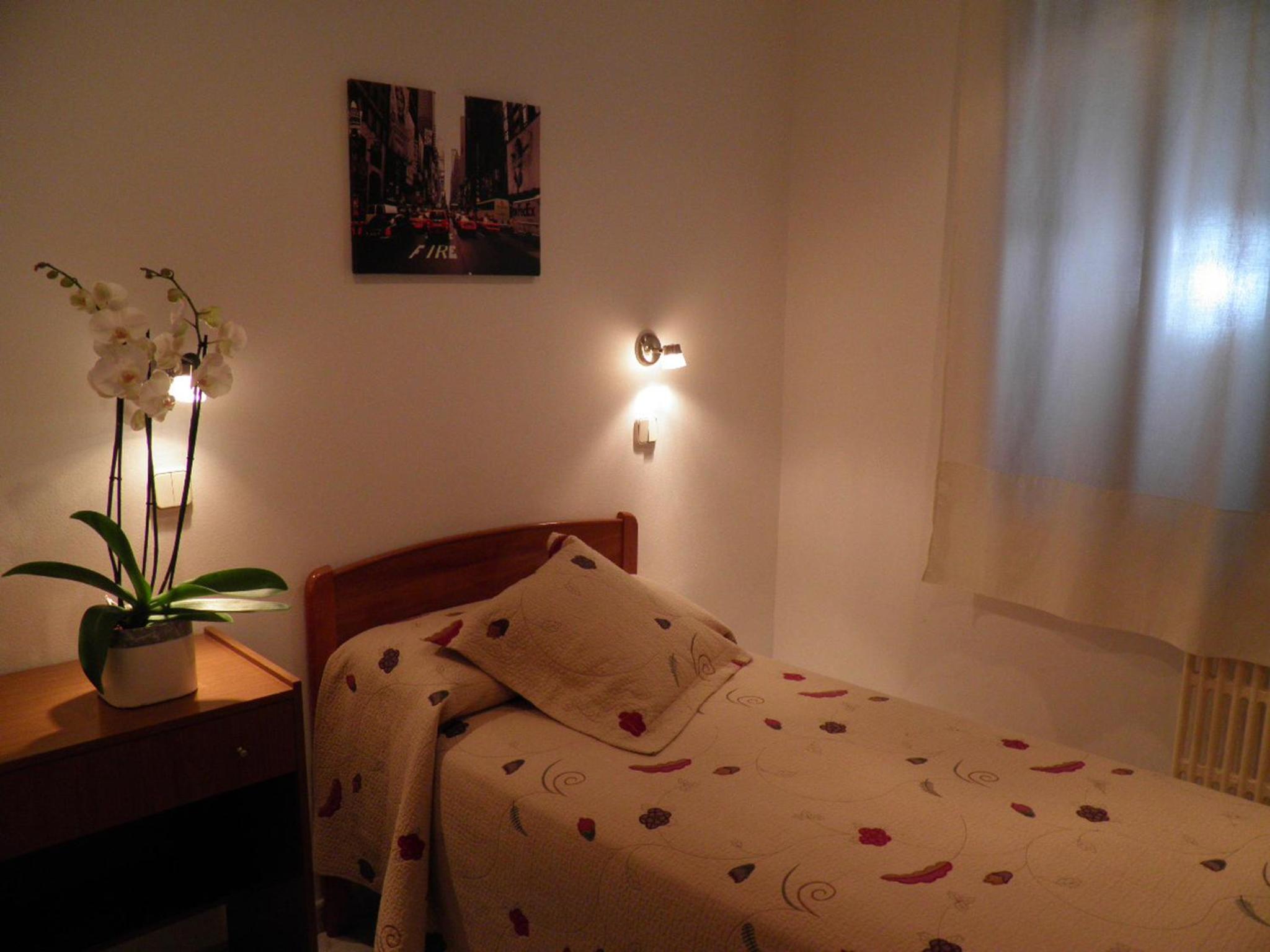 Single Room photo 2