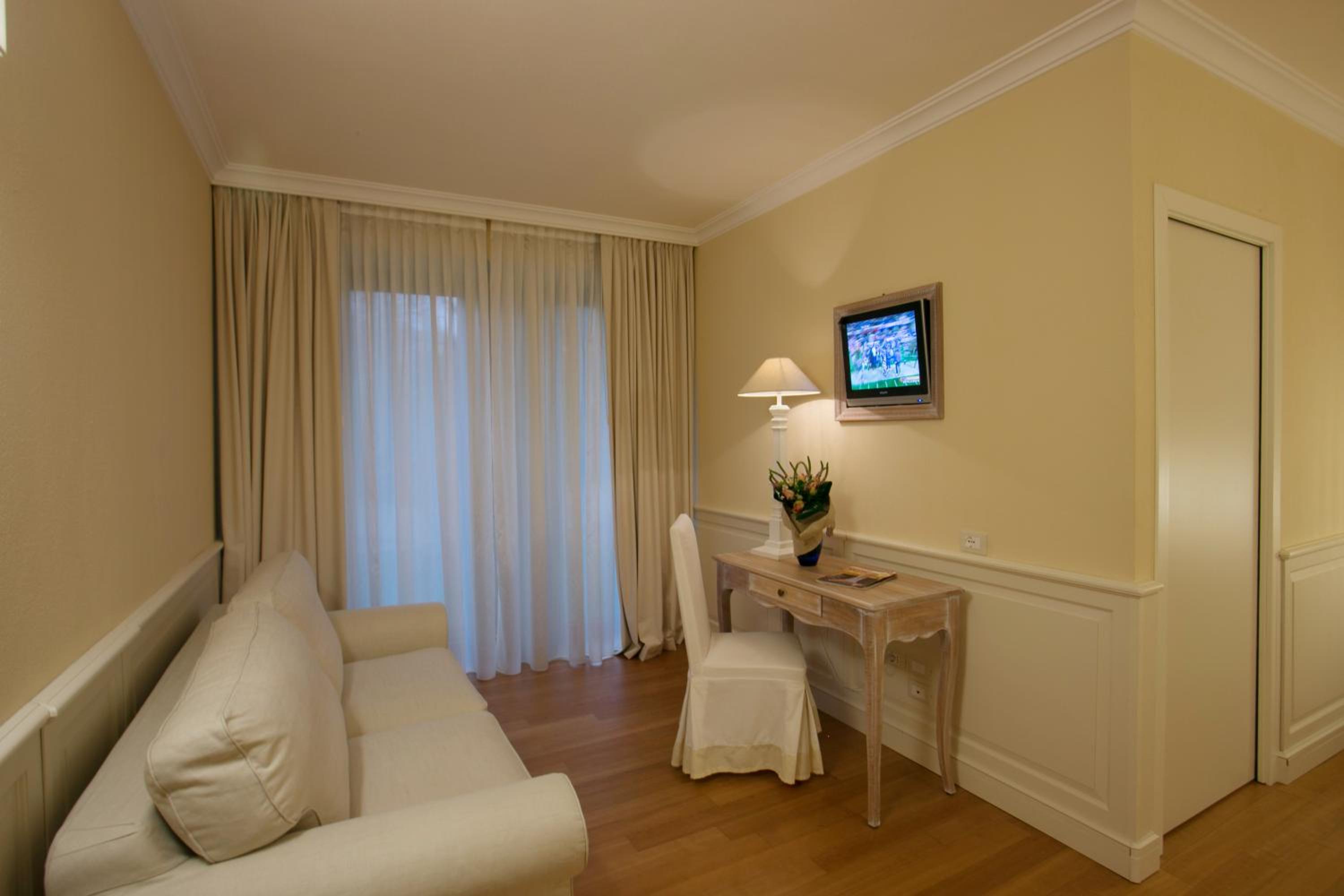 Junior Suite - Photo 3