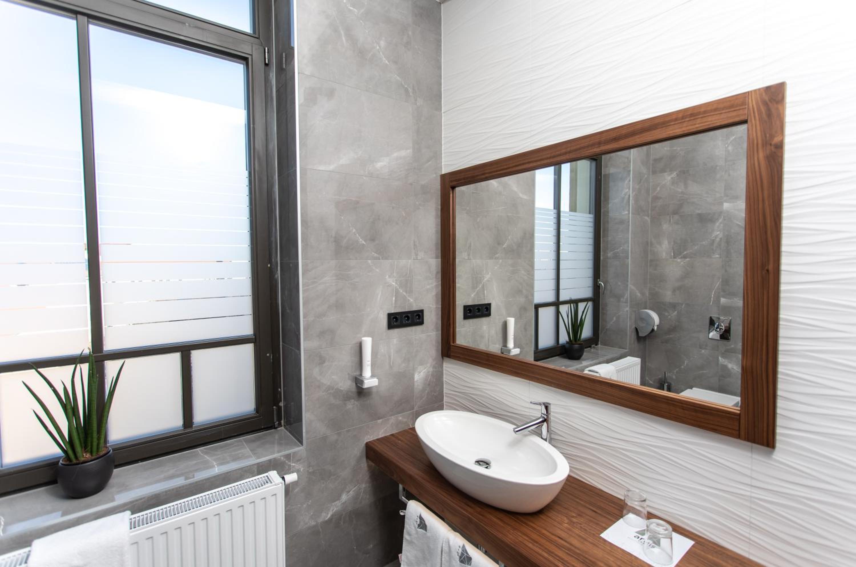 Superior Double or Twin Room with City View photo 2