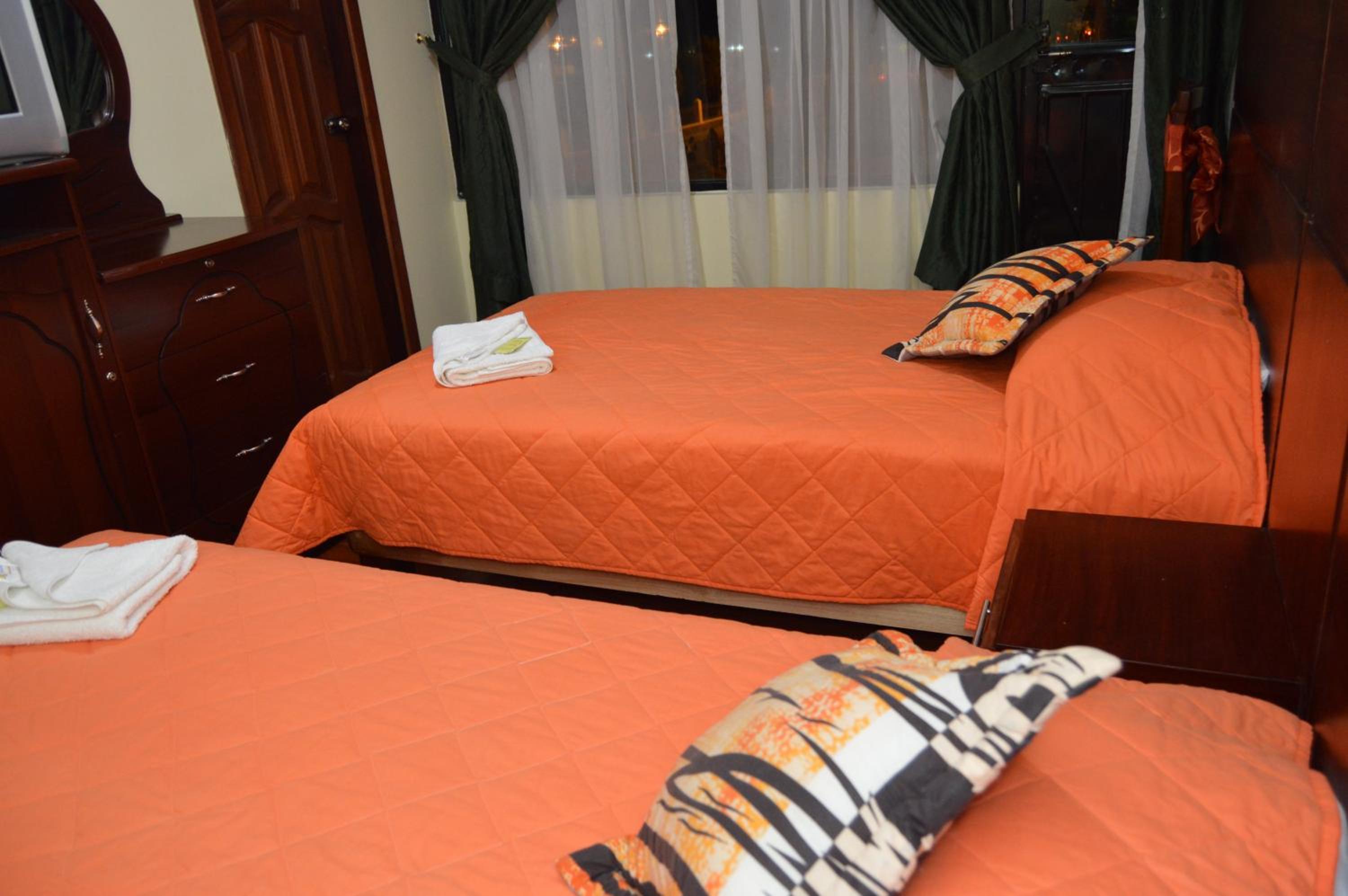 Twin Room with Private Bathroom