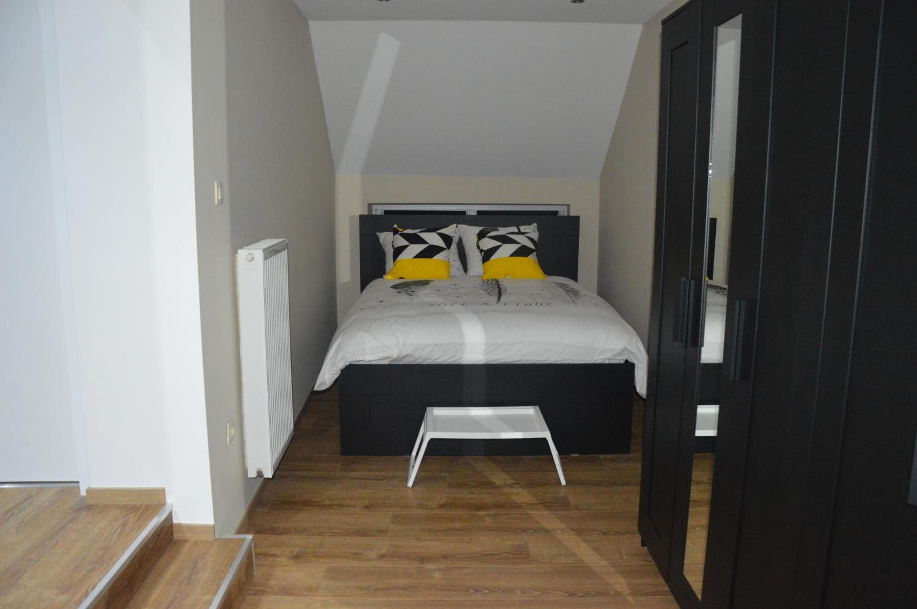Apartment - Photo 3