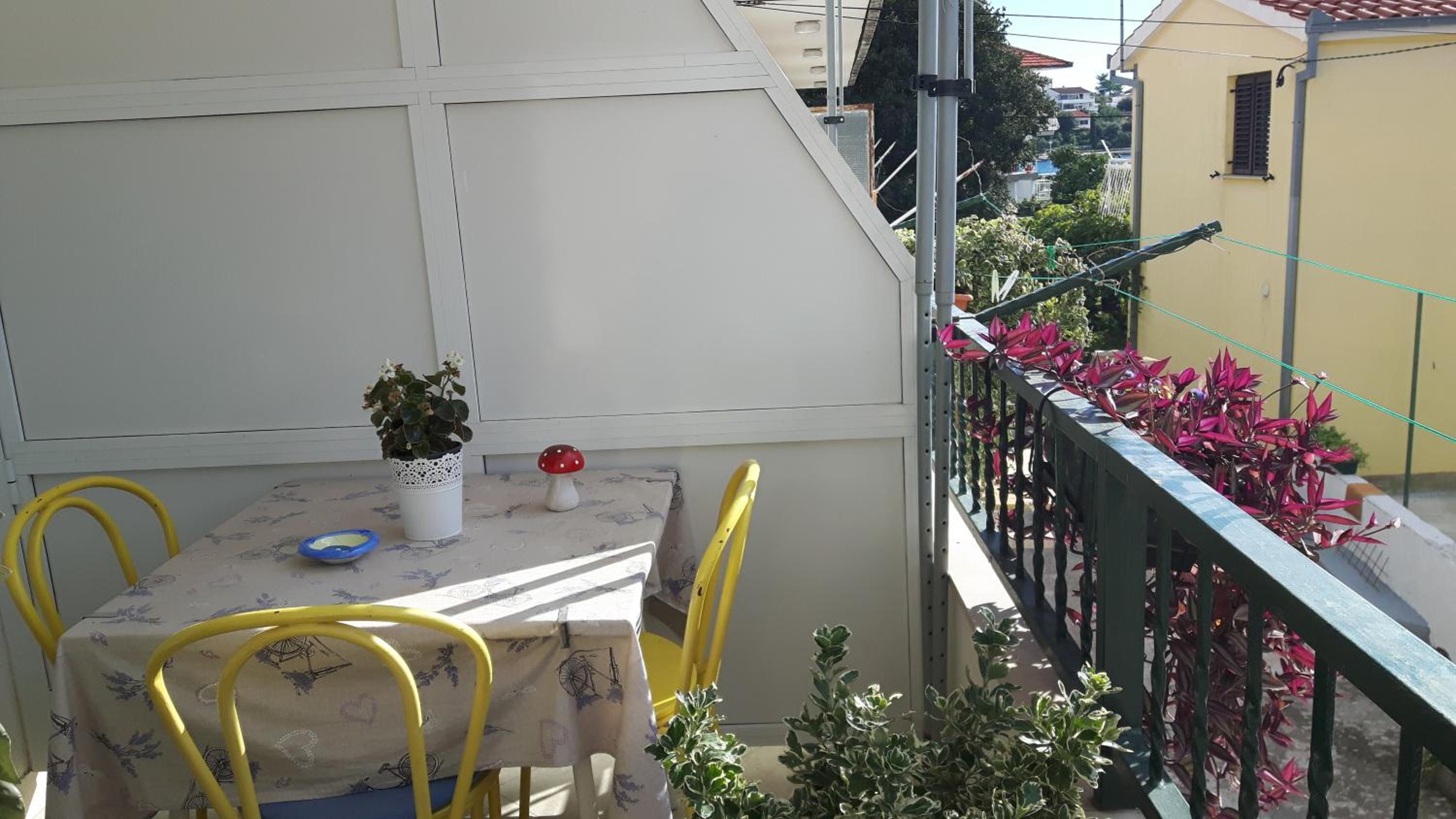 Studio with Balcony - Photo 31