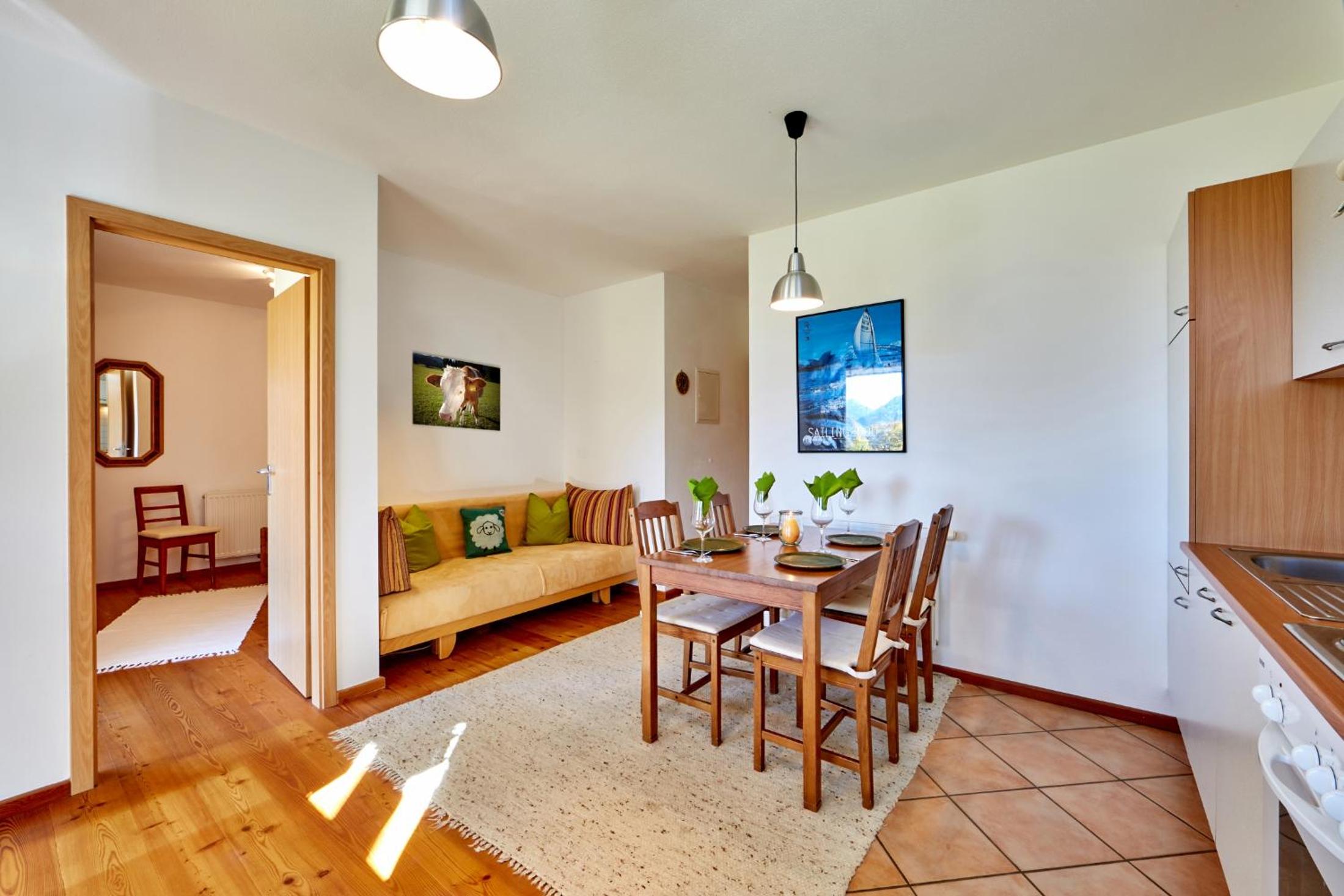 Apartment photo 2