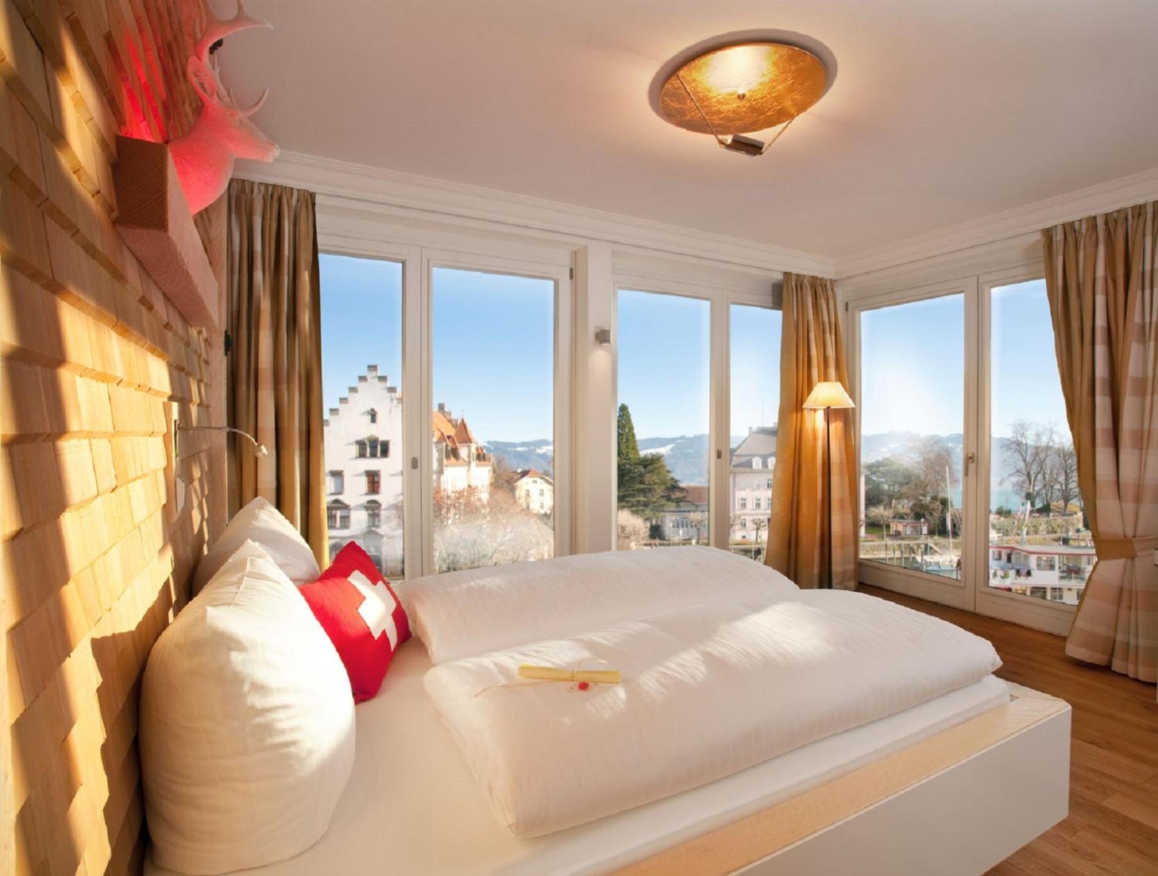 Swiss Mountain Comfort Suite - Photo 1