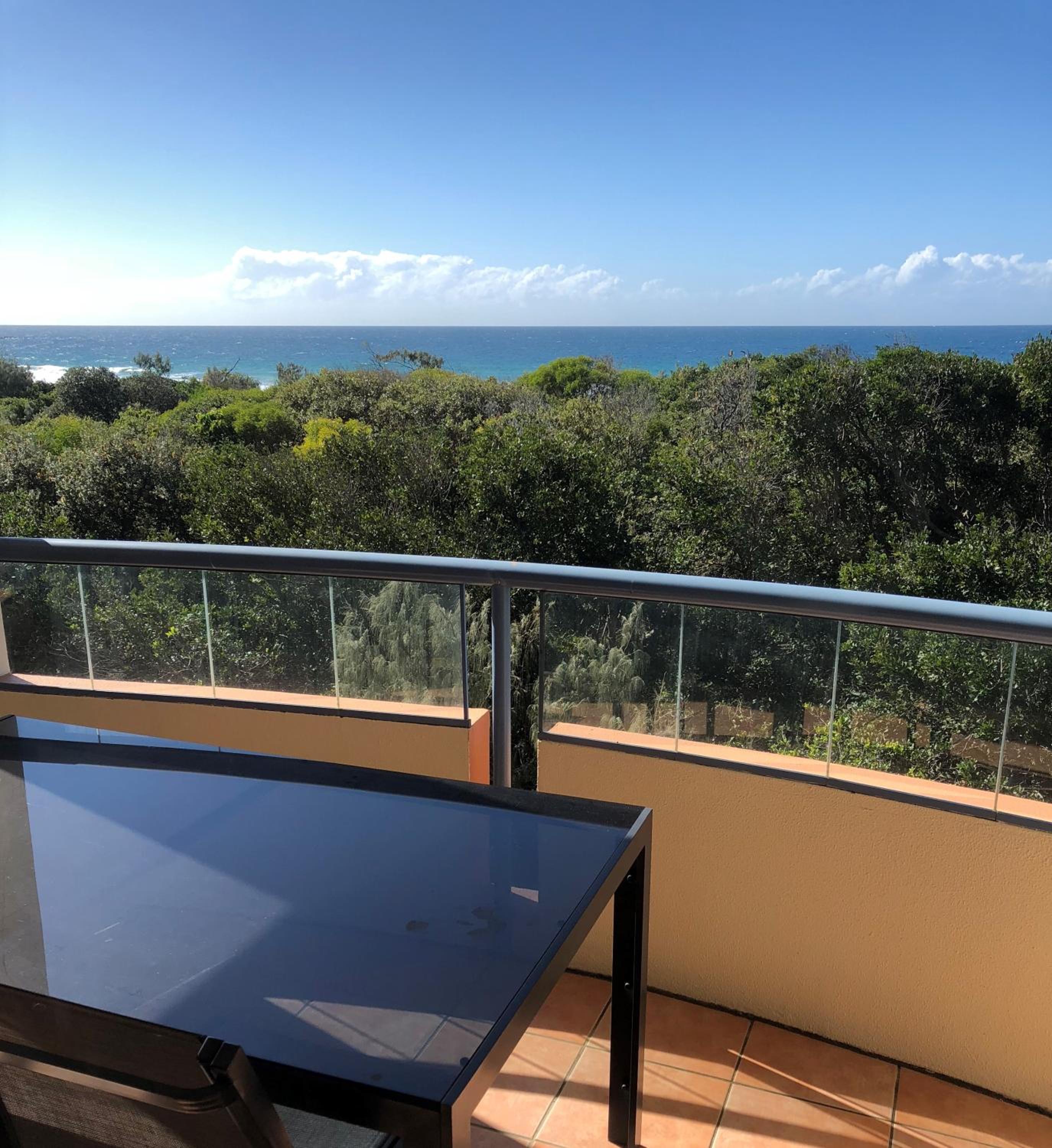 Two-Bedroom Oceanfront Apartment photo 3