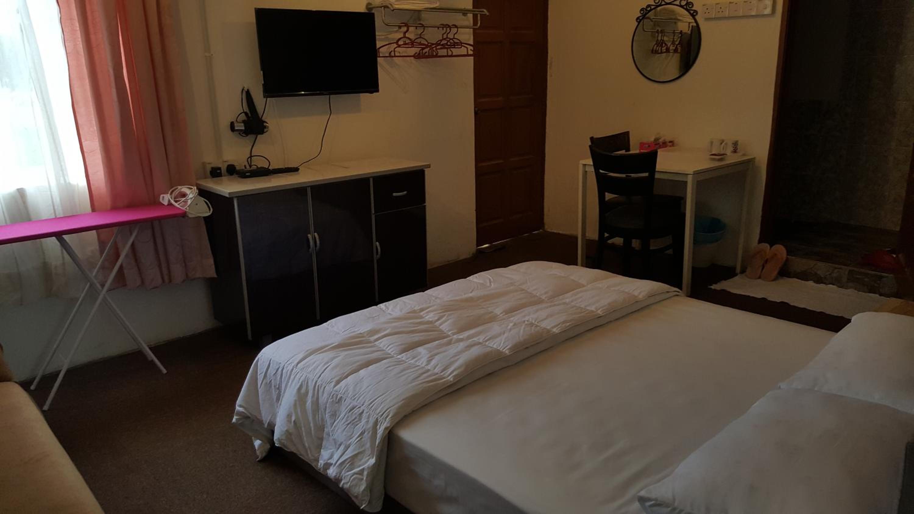 Deluxe Queen Room photo 3