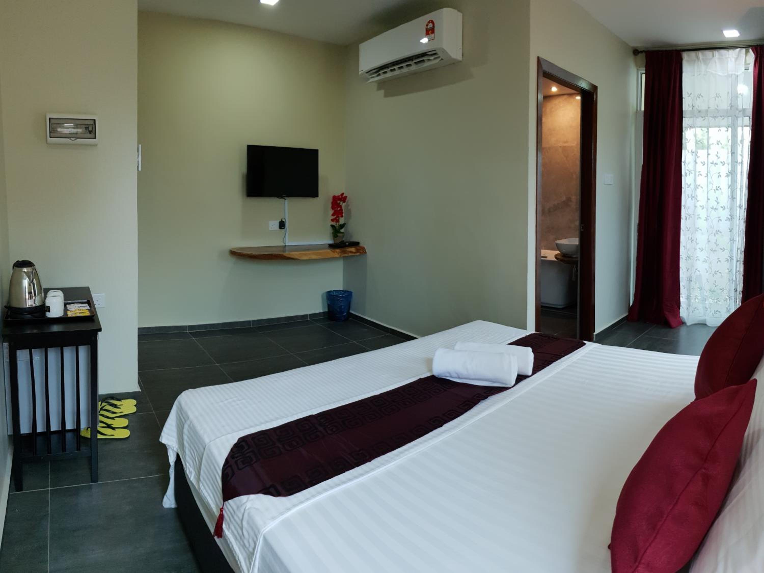 Deluxe Suite photo 3
