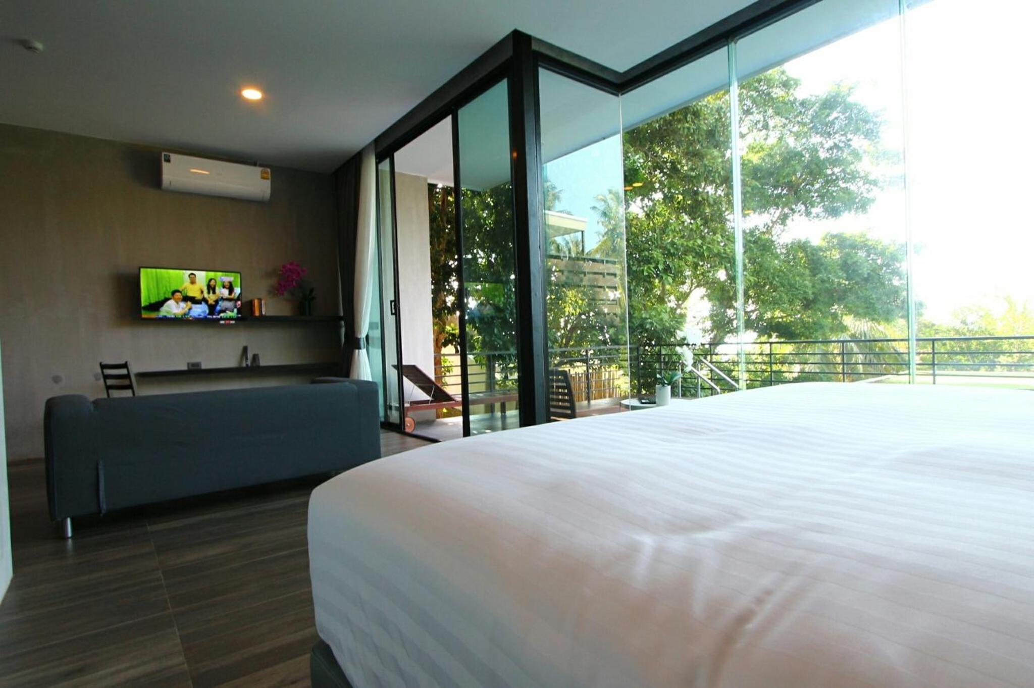 Villa with Private Pool photo 2