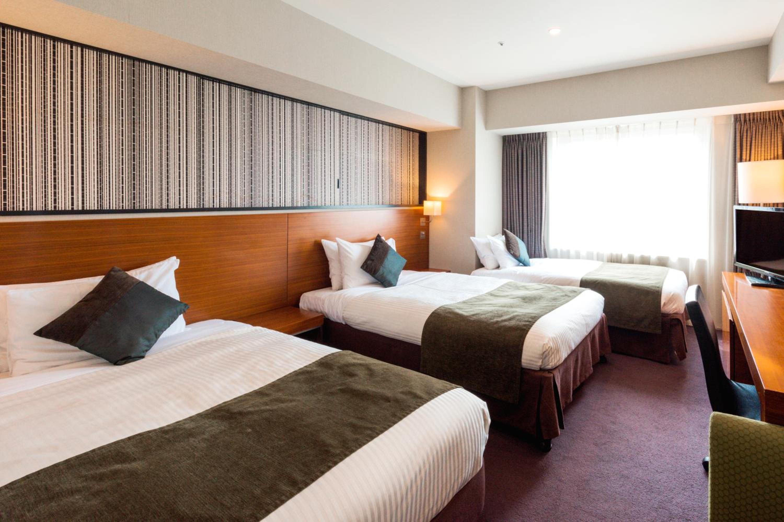 Deluxe Twin Room - Non-Smoking - Photo 2
