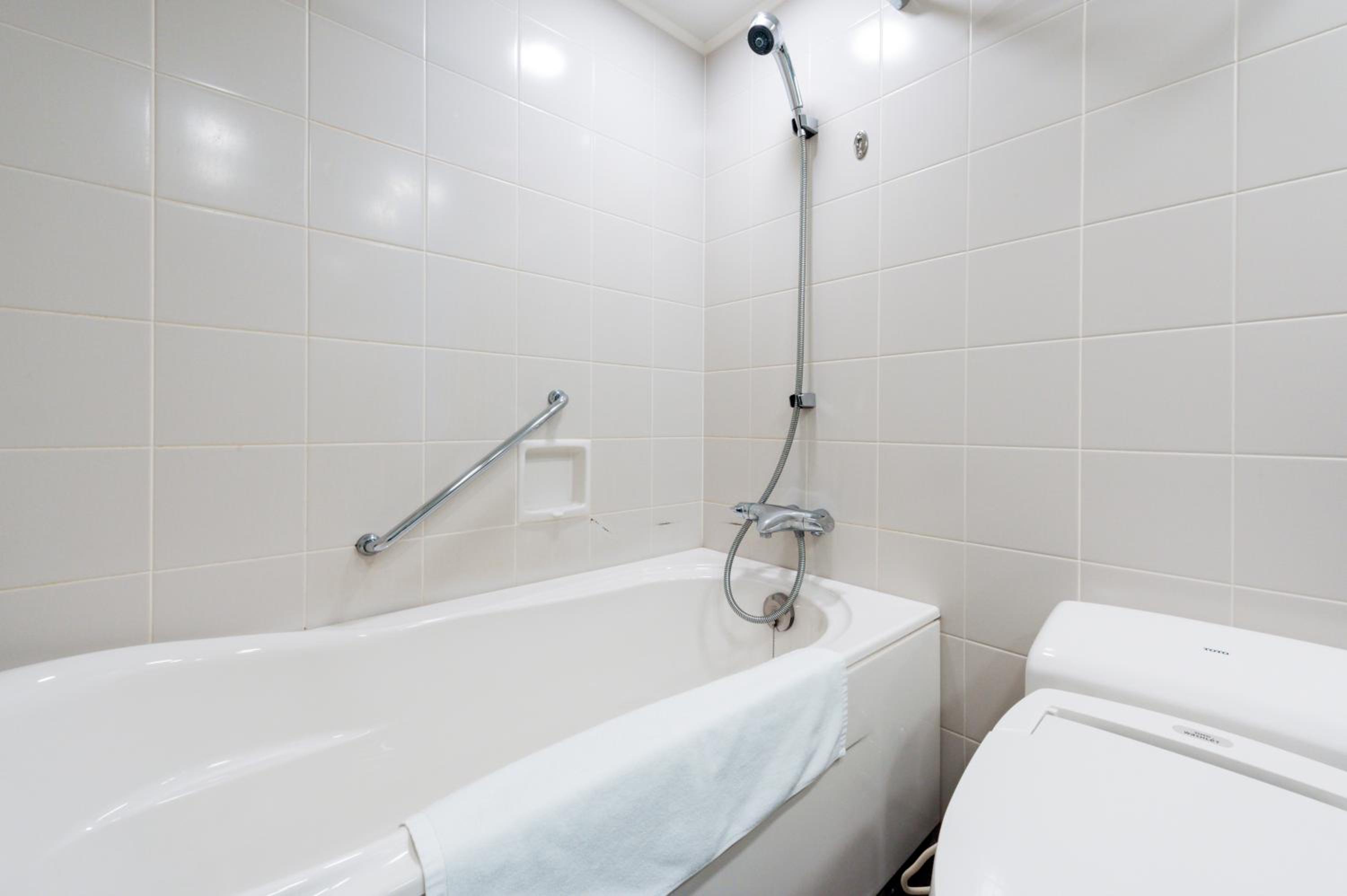 Deluxe Twin Room - Non-Smoking - Photo 4