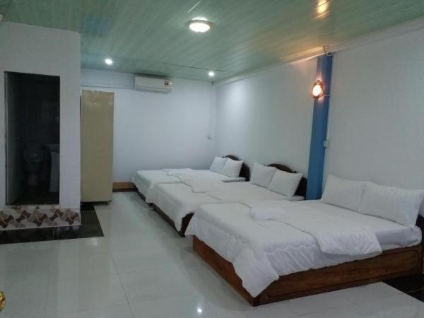 Family Suite with Balcony photo 1