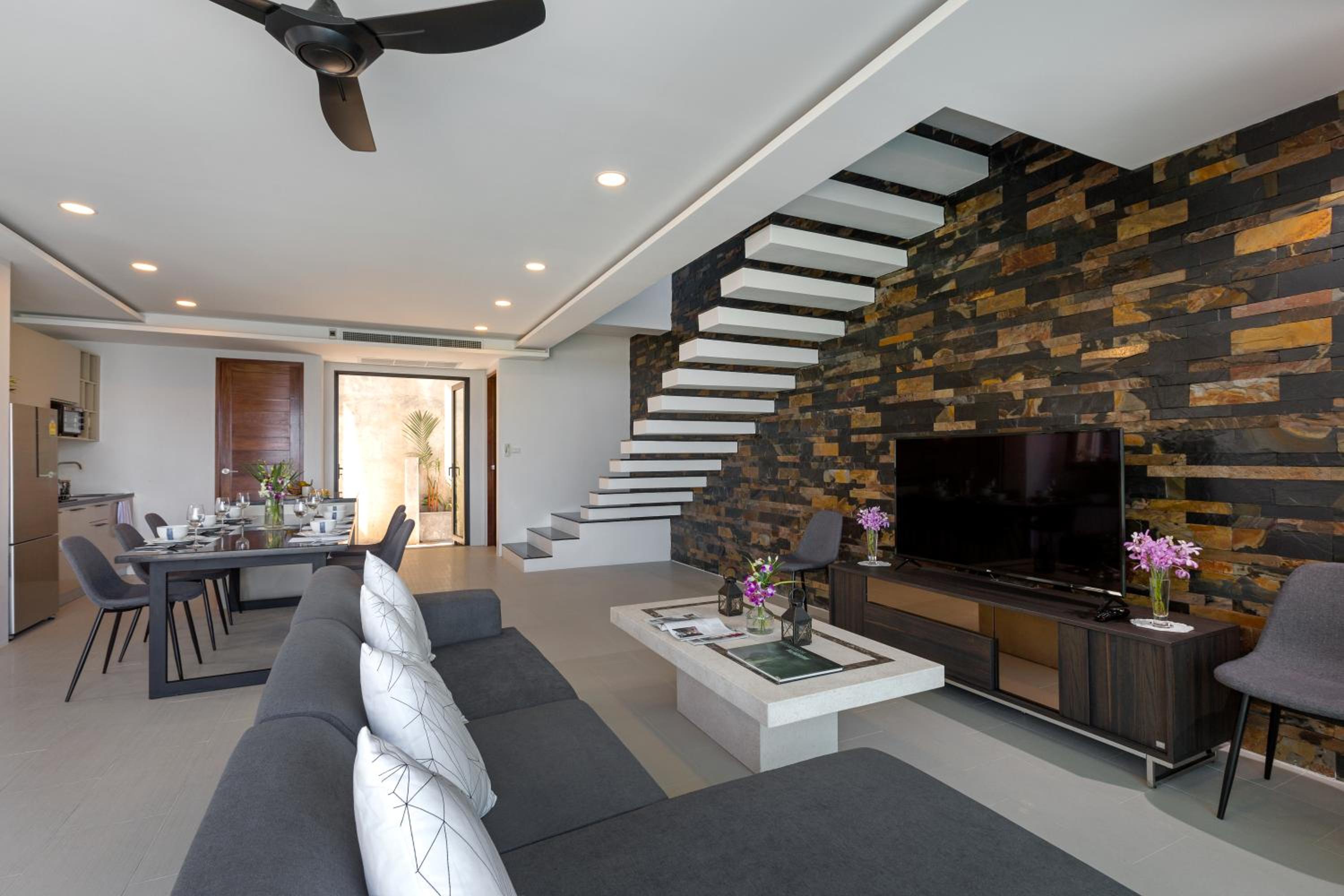 Villa with Sea View photo 1
