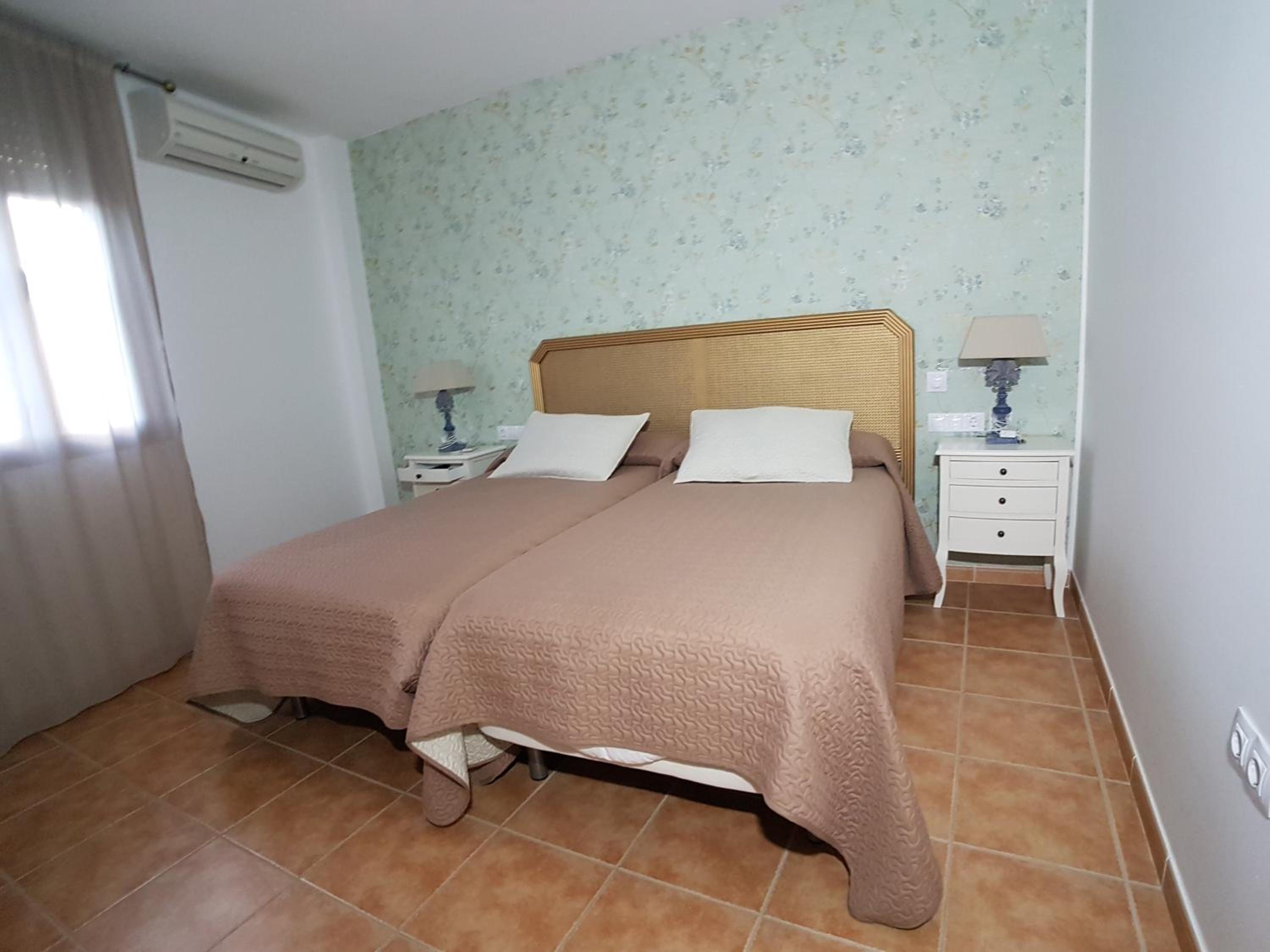 Double Room - Photo 2