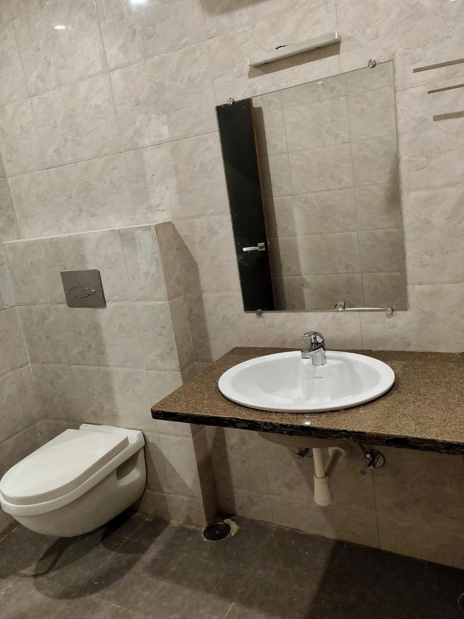 Deluxe Room - Photo 4