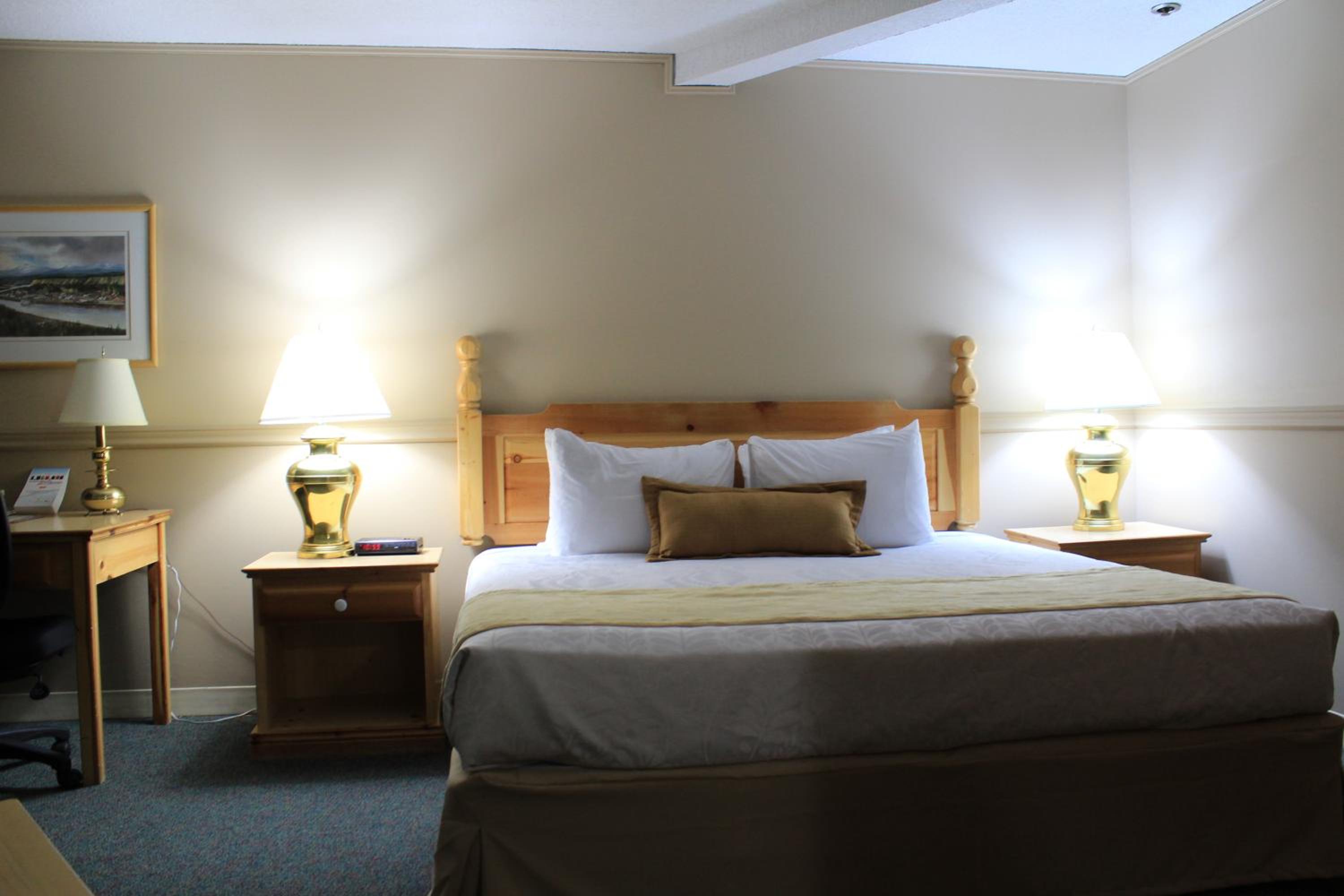 Standard King Room - Non Smoking - Photo 2