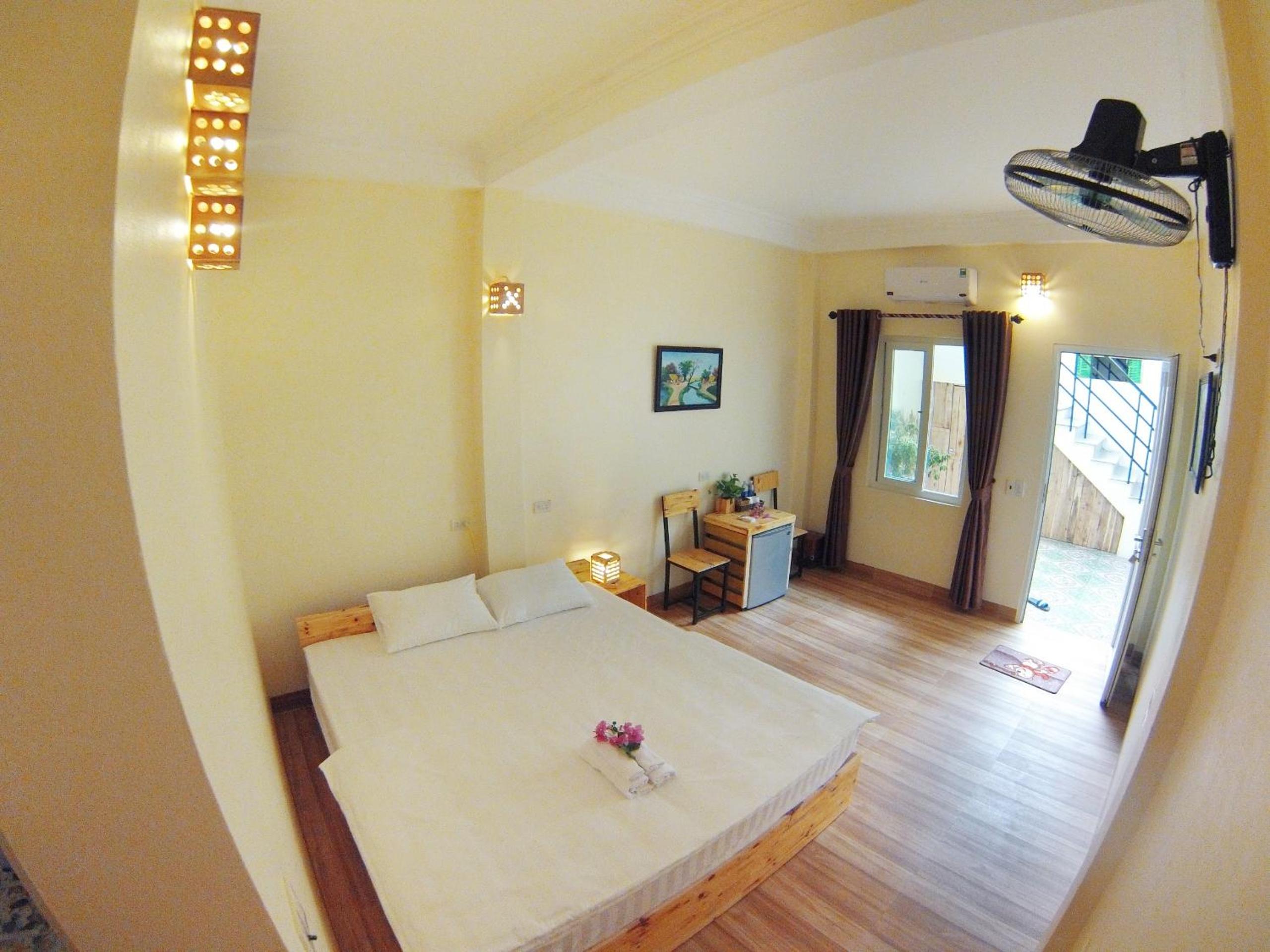 Double Room - Photo 18