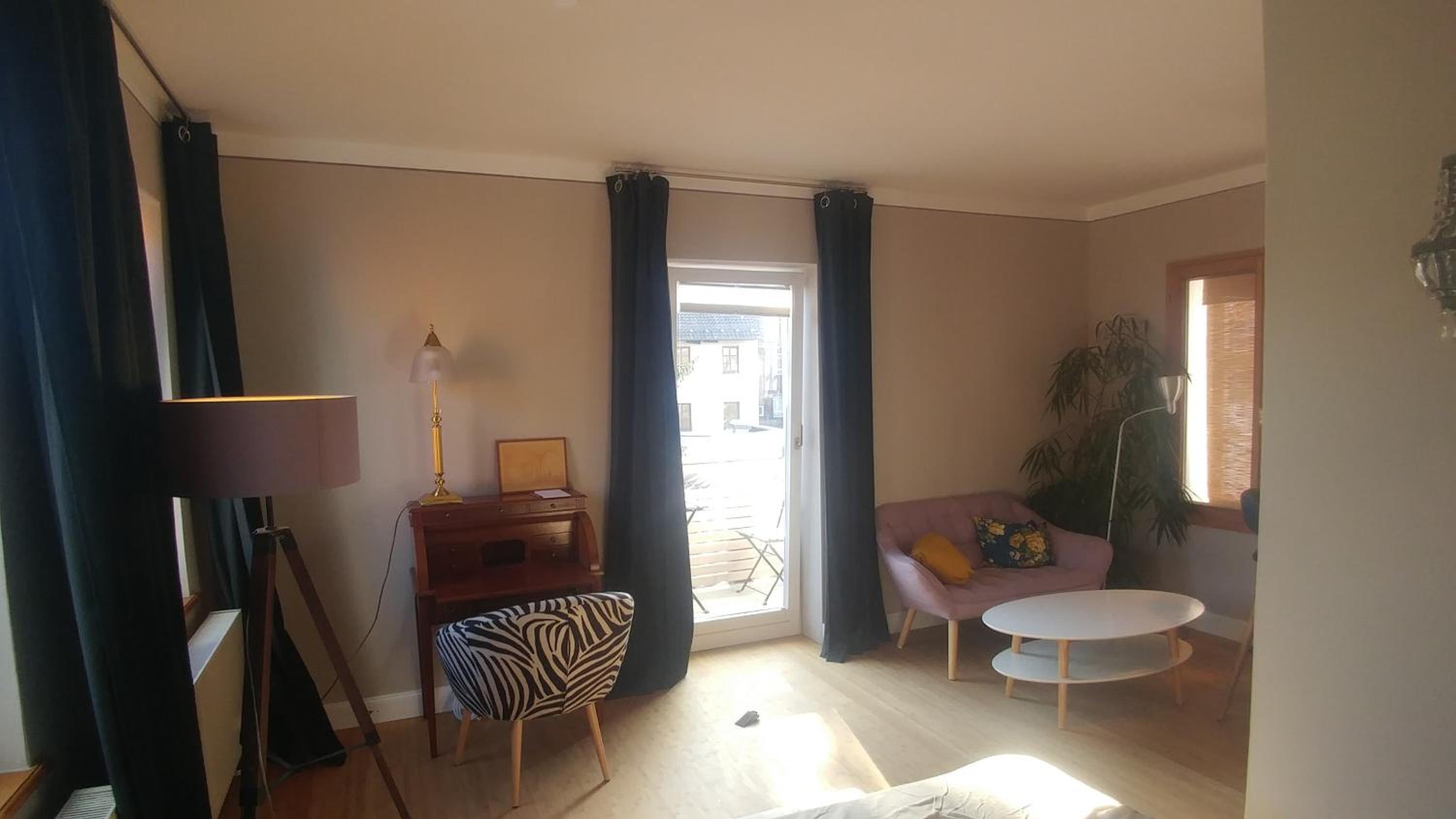Apartment photo 2