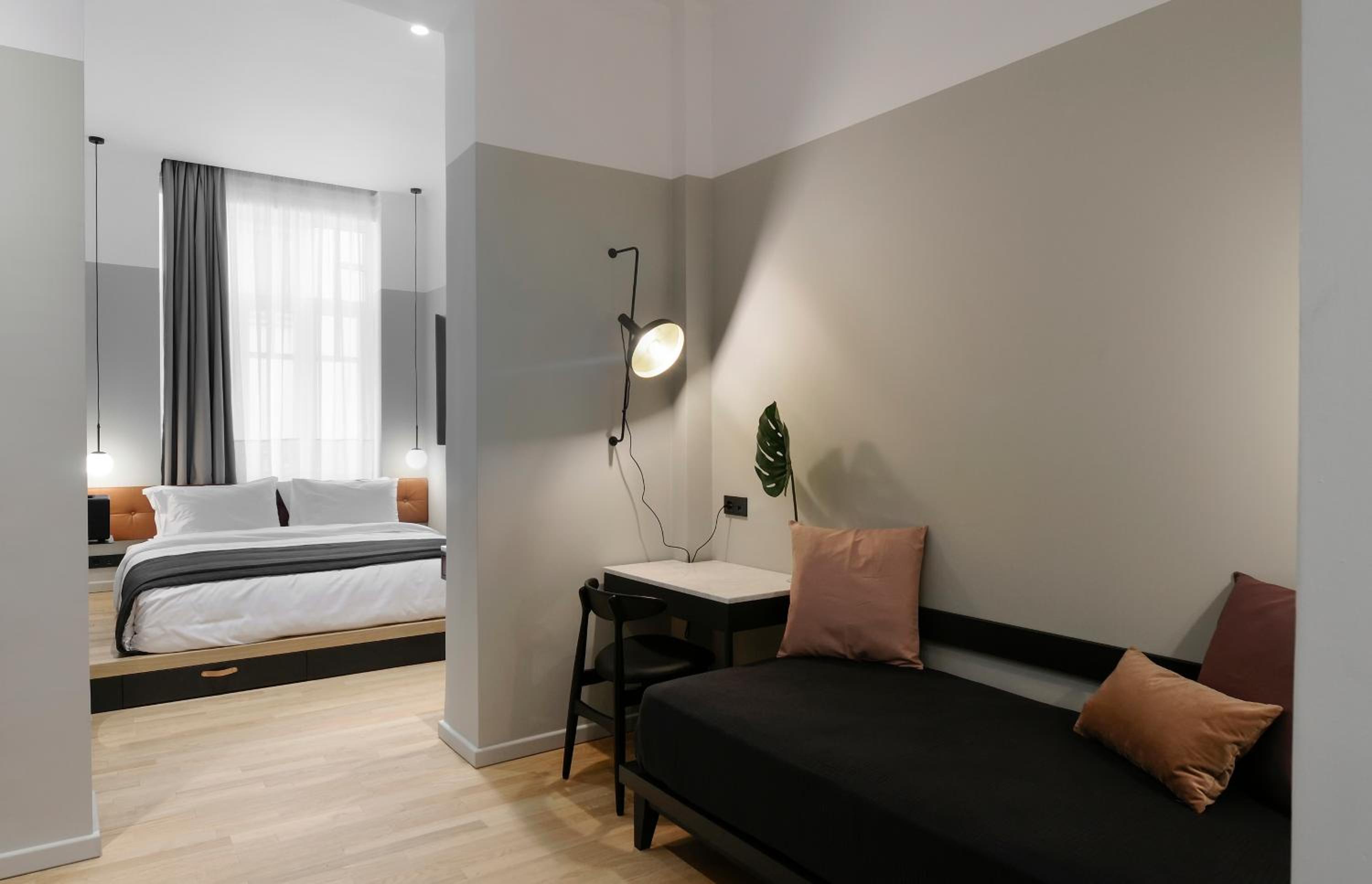 X-Large Room