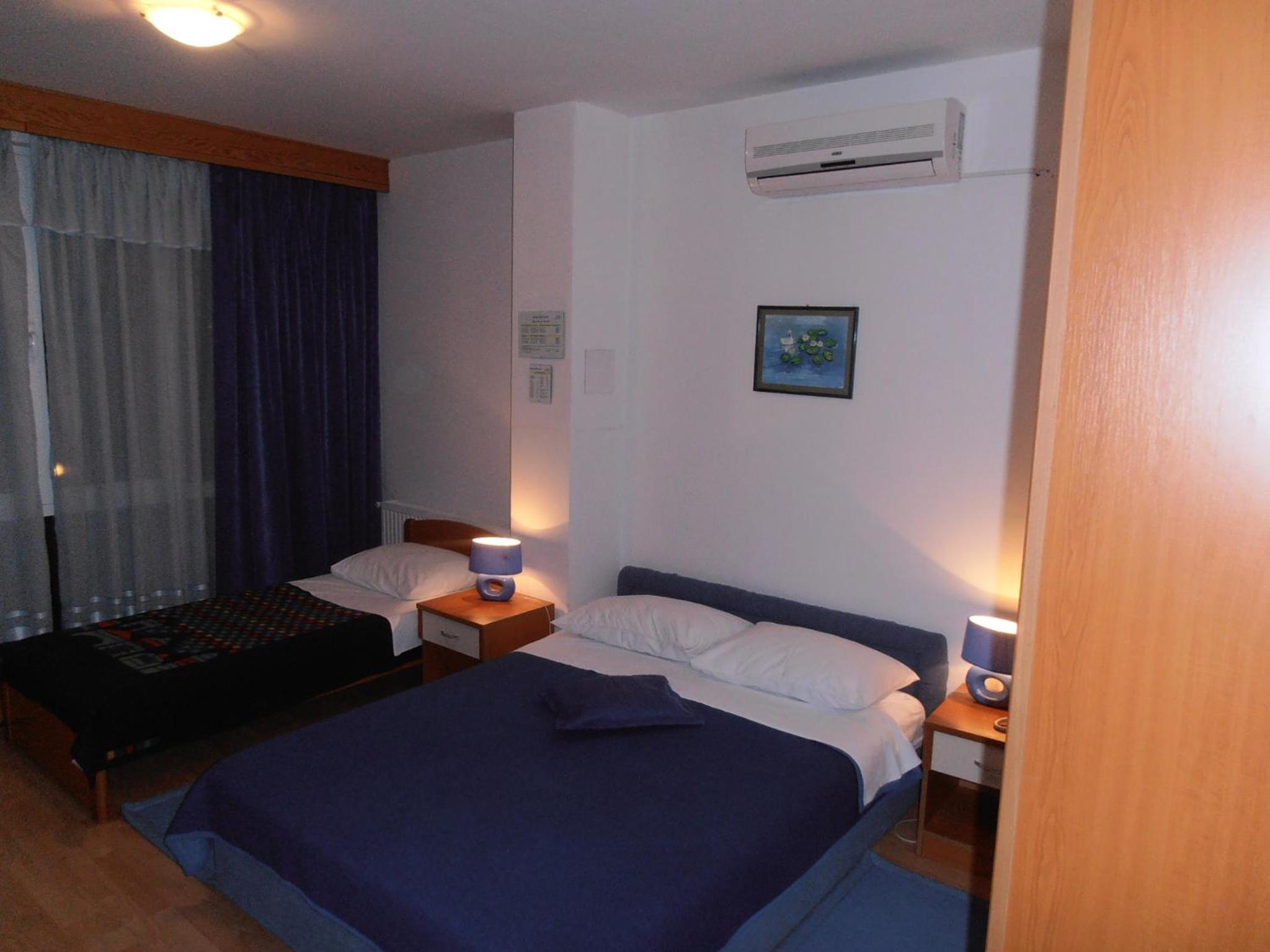 Standard Triple Room - Photo 4
