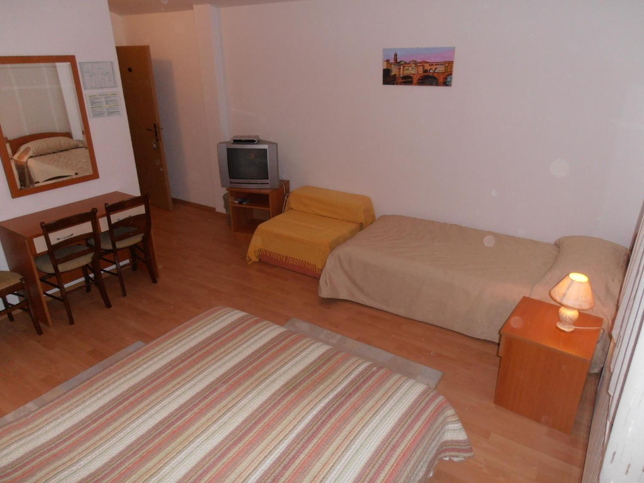 Triple Room - Photo 9