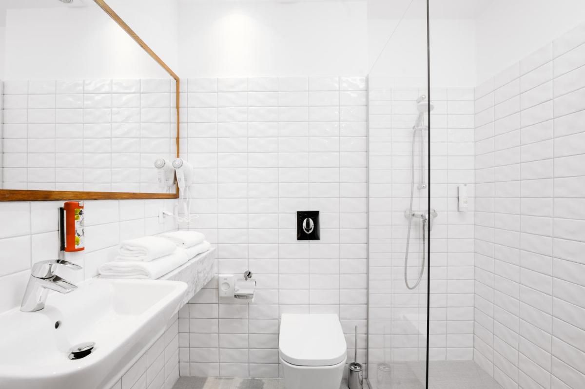 Double Room - Photo 4