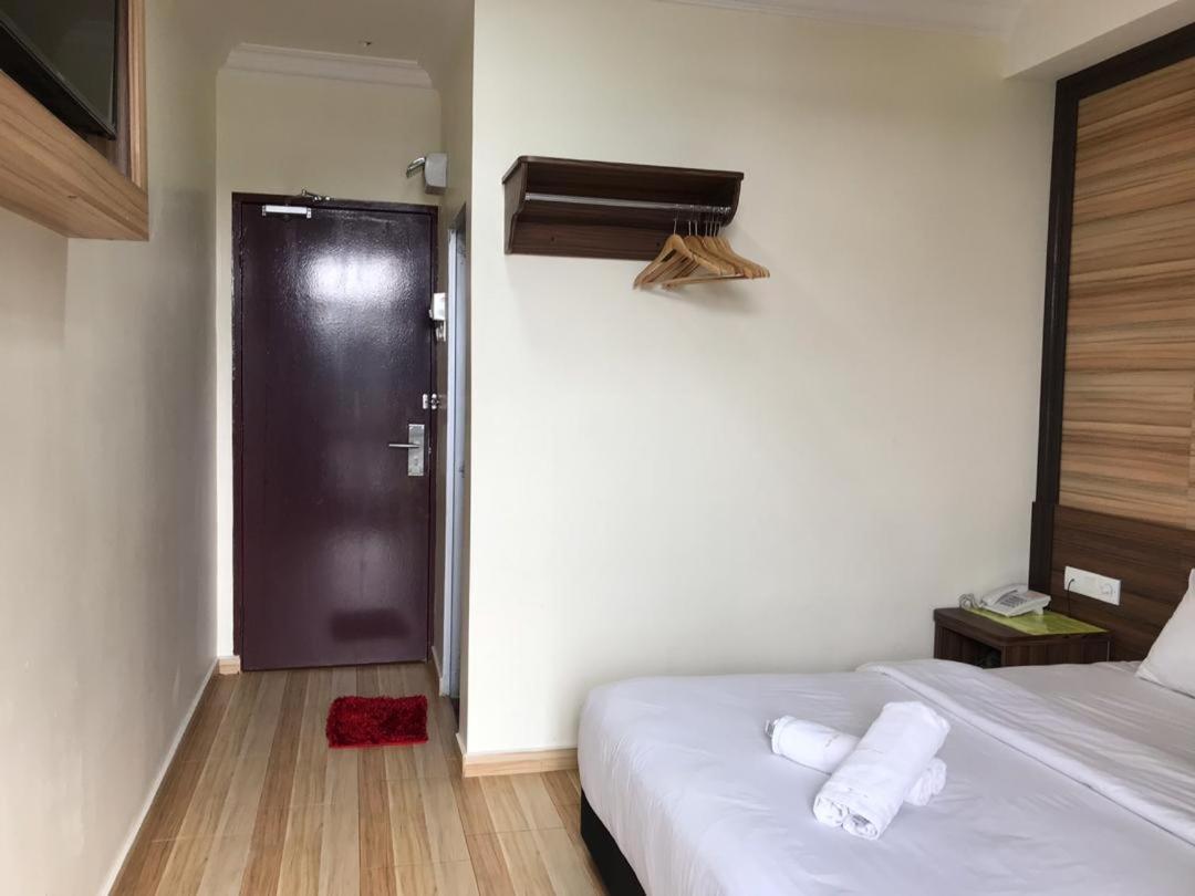 Superior King Room ( No Elevator)  photo 3