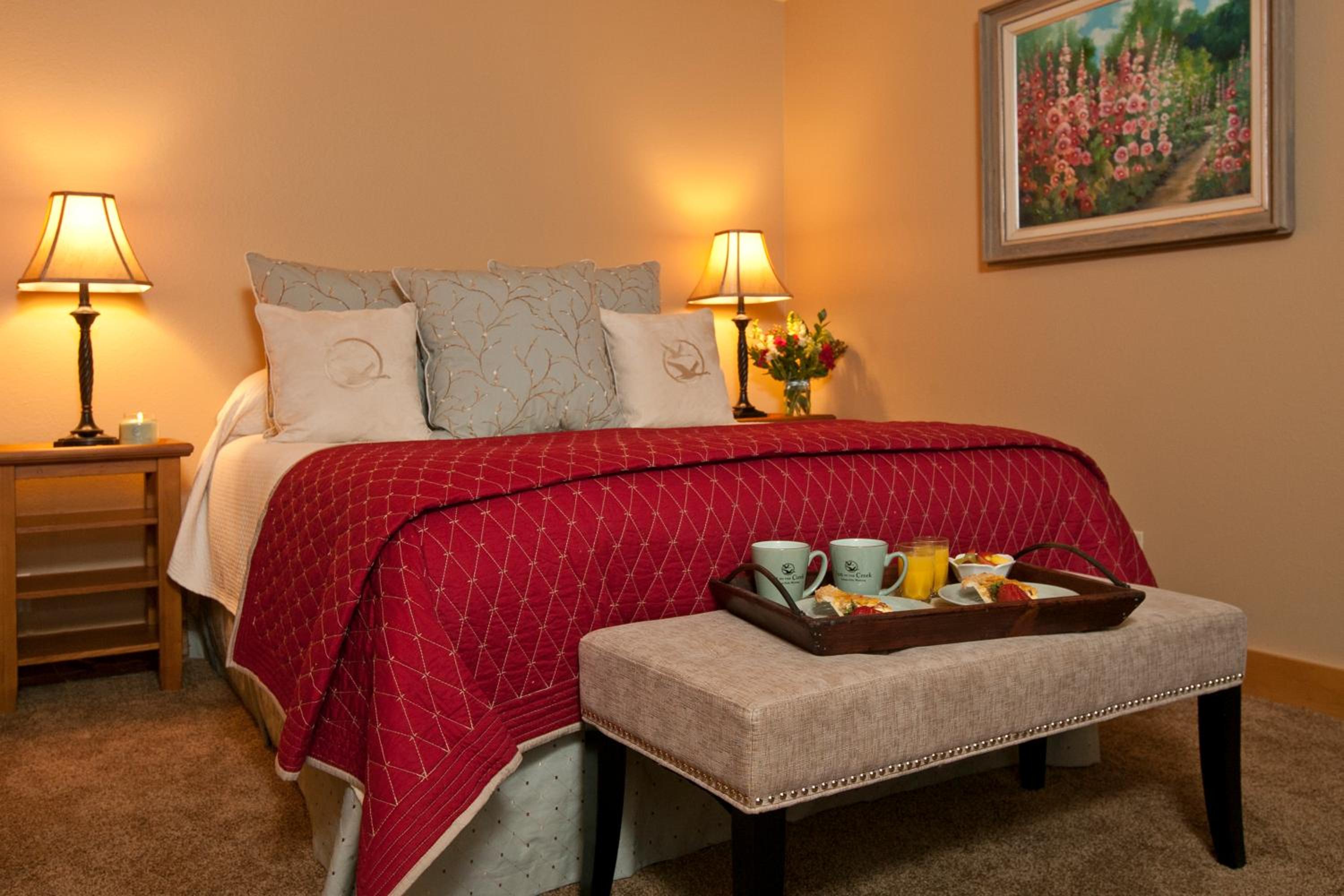 Queen Room with Creek View